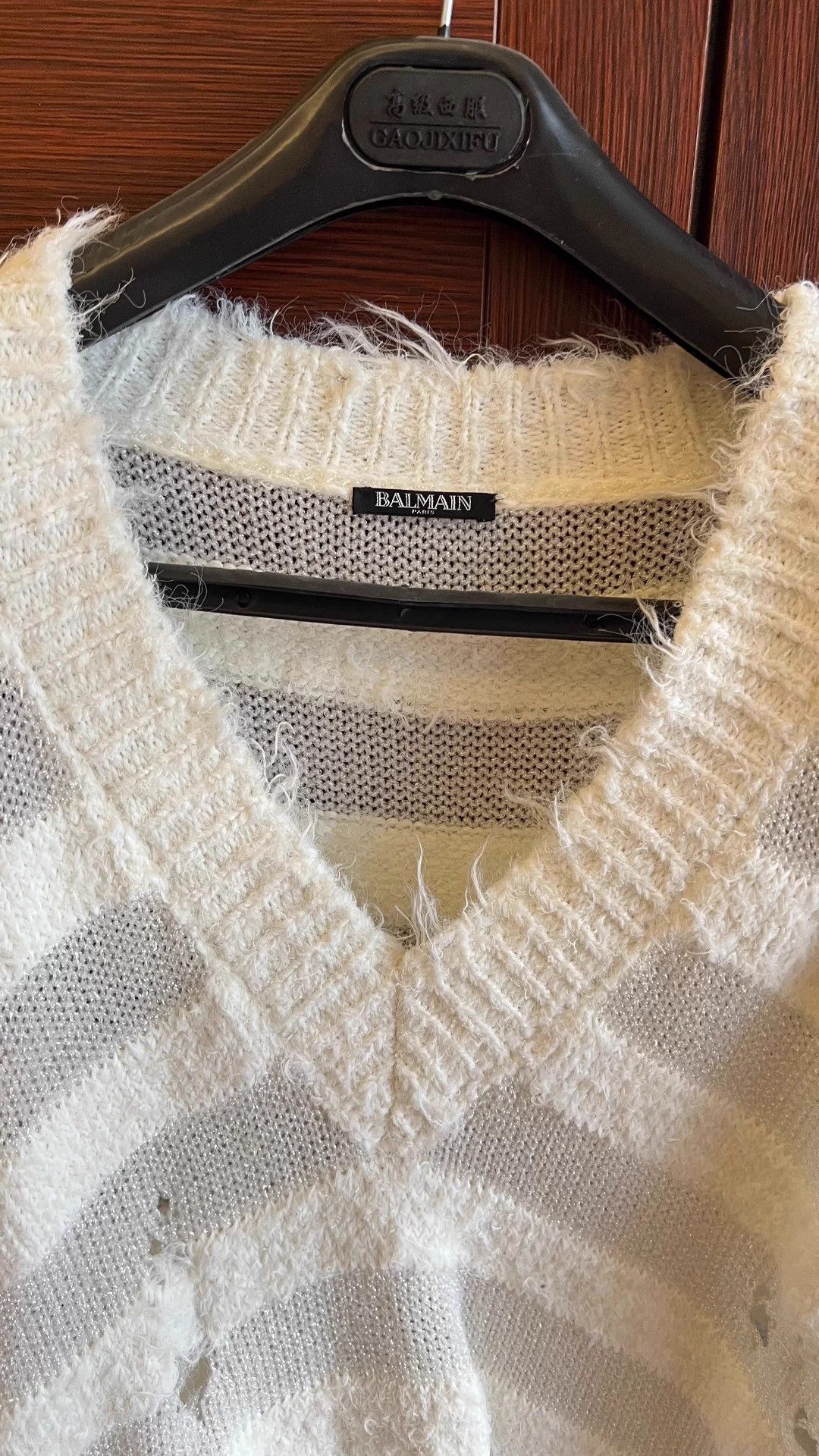 Balmain Balmain Women's Worn once Pullover Sweater Size XS / US 0-2 / IT 36-38 - 2 Thumbnail