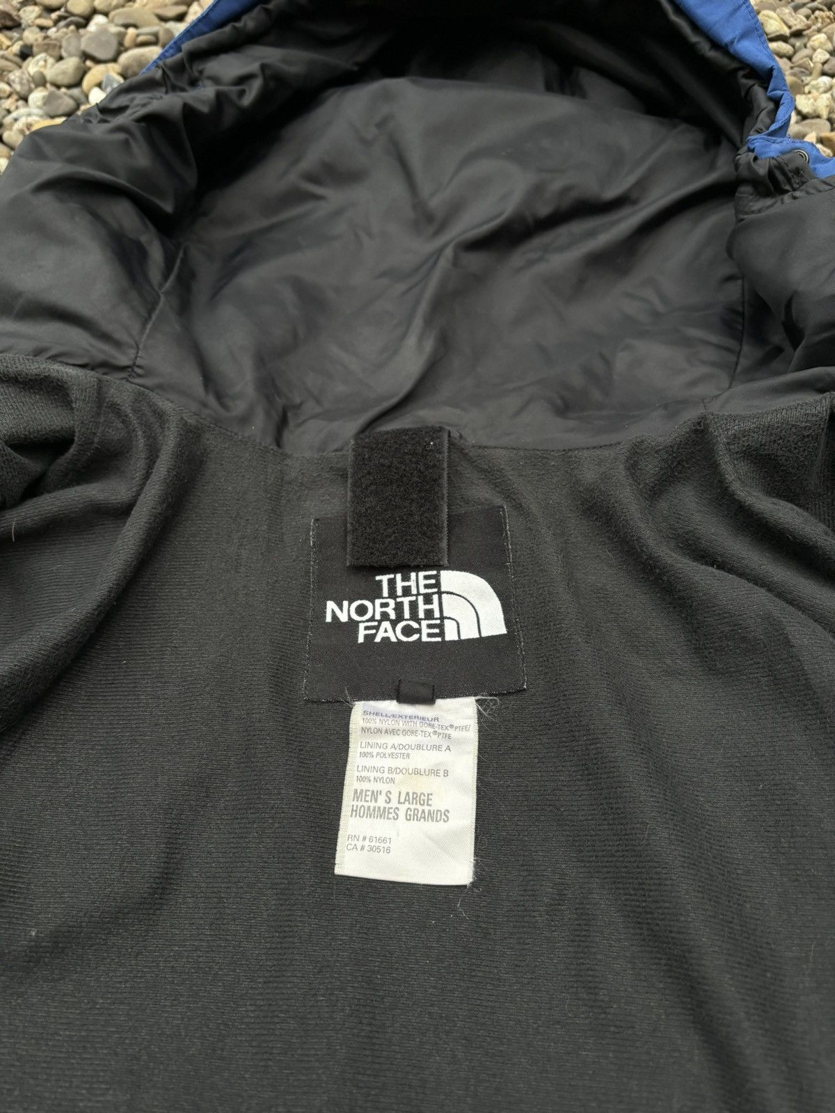 The North Face × Vintage Vintage The North Face 1990 Aztec Blue Gore-Tex Jacket Size US L / EU 52-54 / 3 - 11 Thumbnail