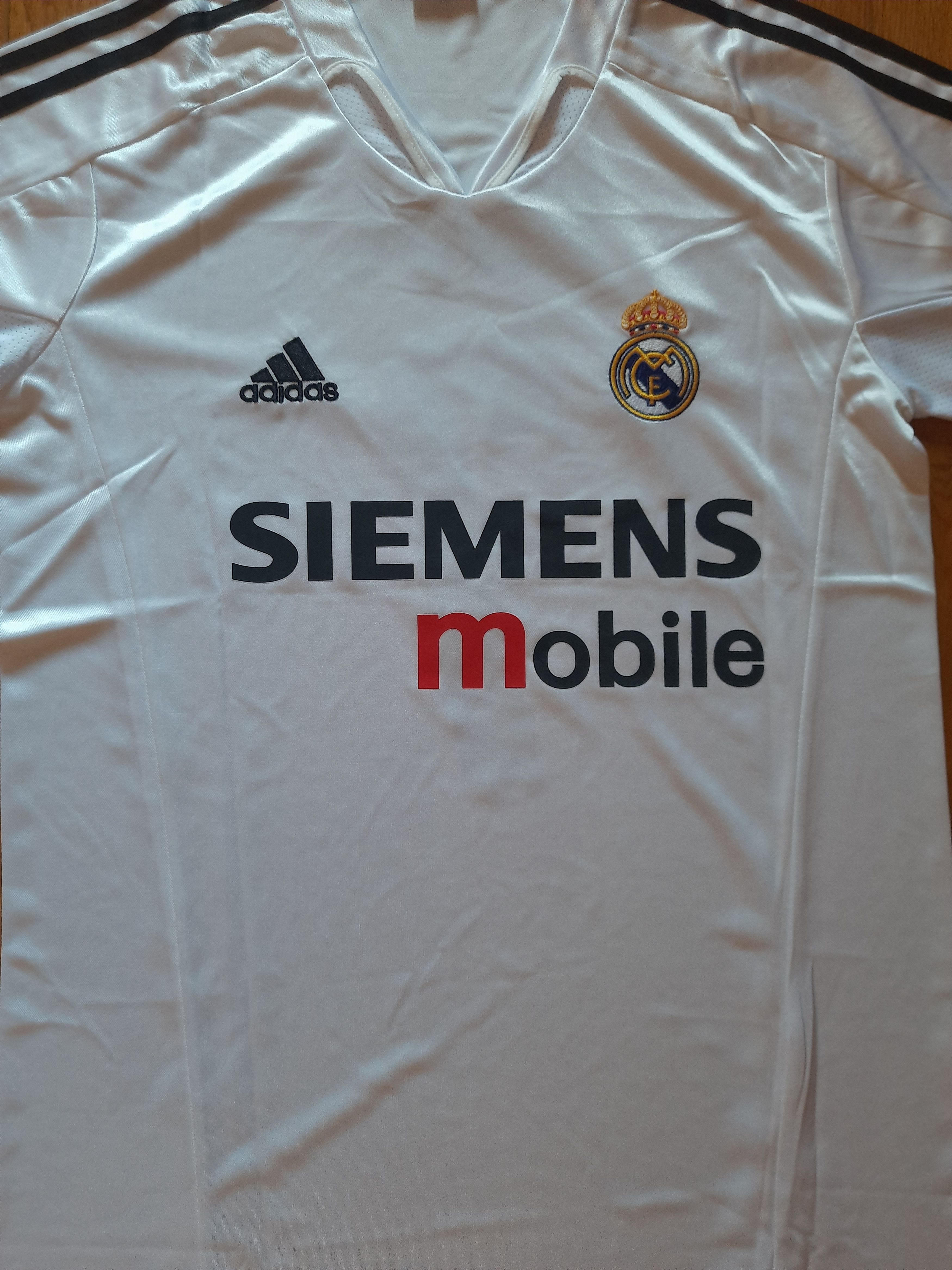 Other Raul 2004 2005 Real Madrid Soccer Football Size US L / EU 52-54 / 3 - 6 Thumbnail
