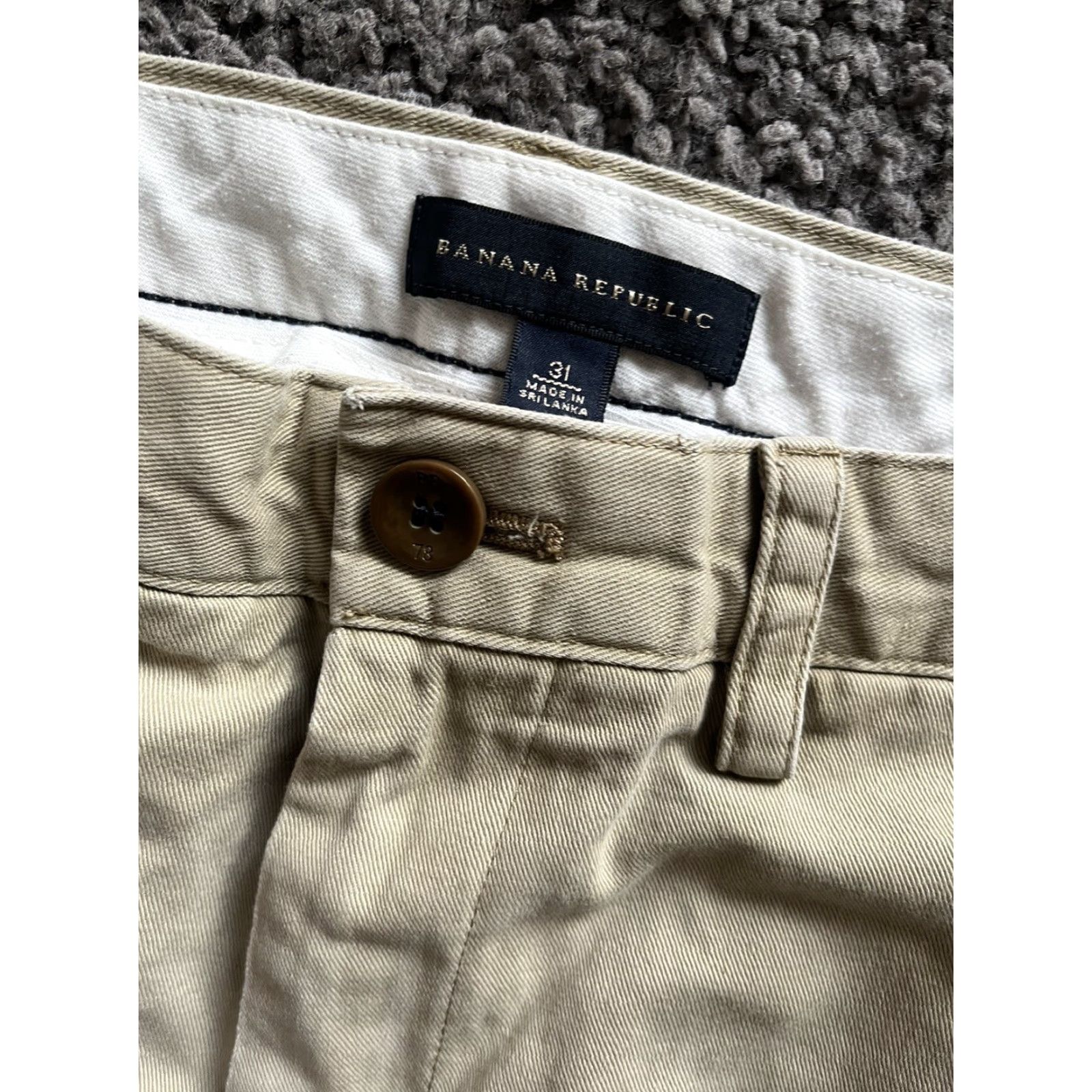 Banana Republic Banana Republic Chino Shorts Men 31 Beige Flat Front Casual Outdoor Size US 31 - 3 Thumbnail