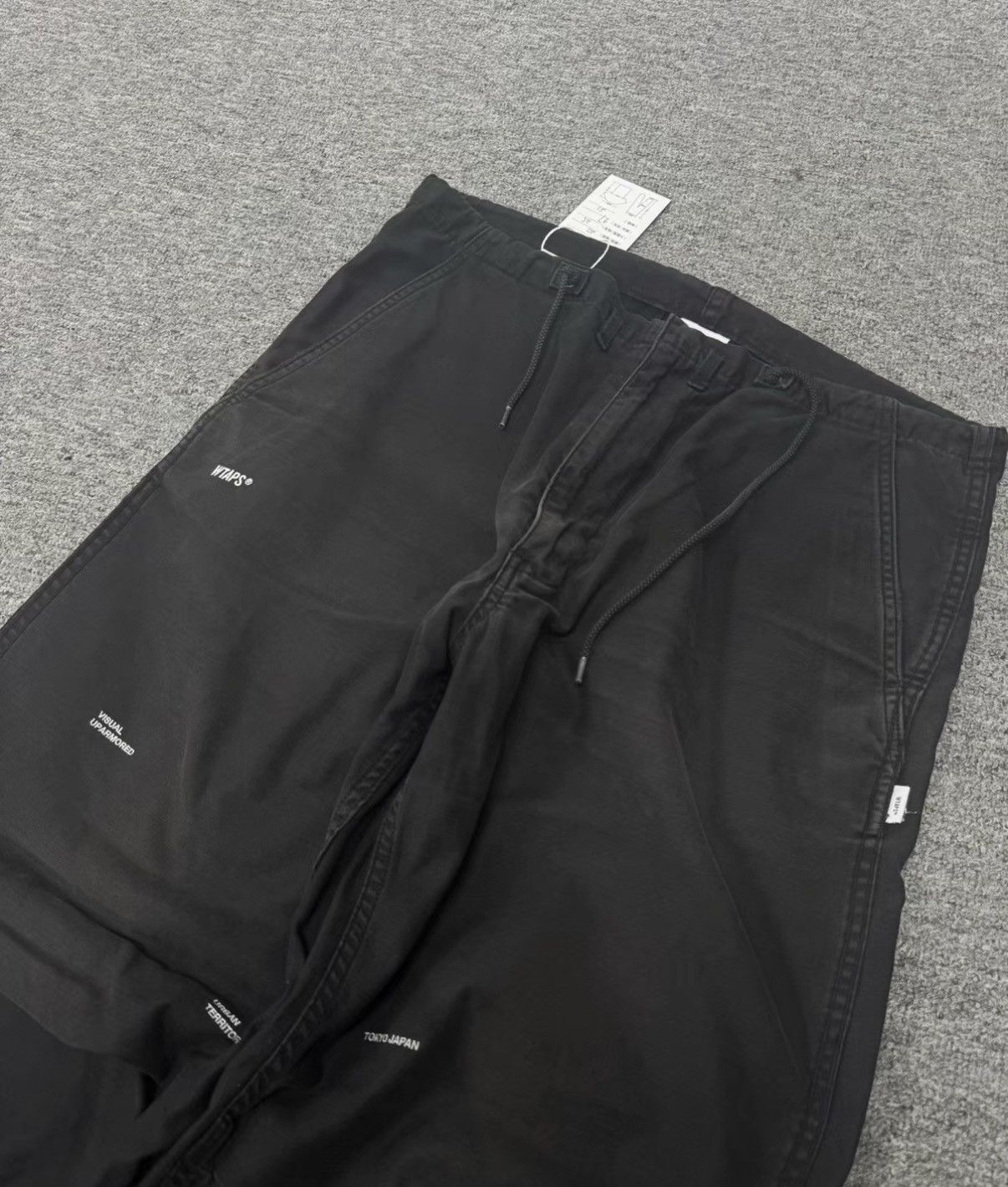 Wtaps WTAPS 18AW Embroidered Cape Trousers J16 Size US 32 / EU 48 - 2 Thumbnail