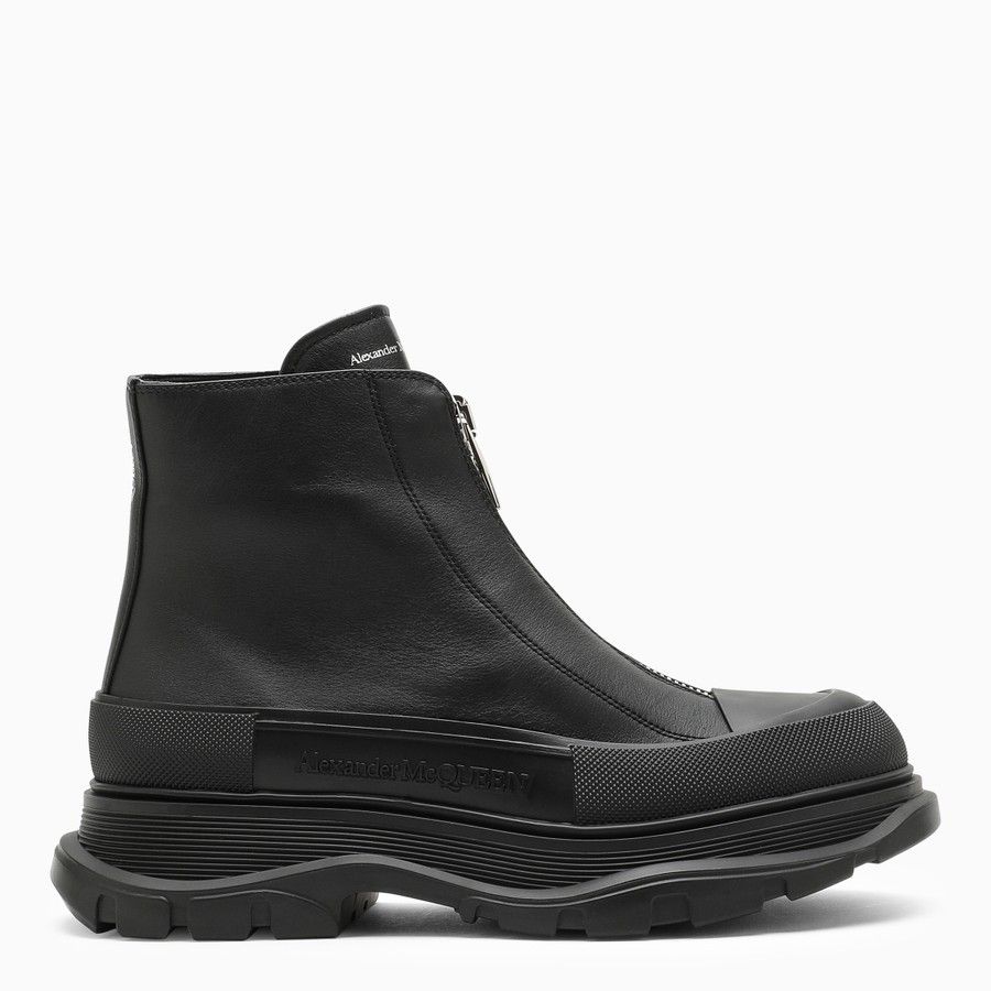 image of Alexander Mcqueen O1D2Blof0124 Boot In Black, Women's (Size 6)