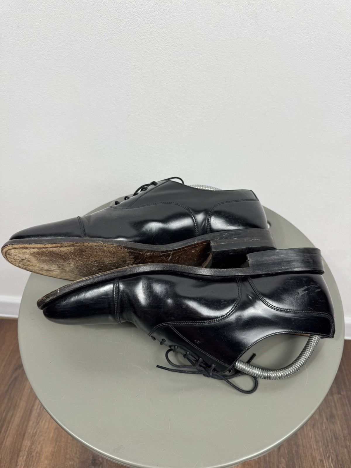 Loake Loake Black Leather Oxford Cap Toe Dress Shoes US 10 England Size US 10 / EU 43 - 7 Thumbnail