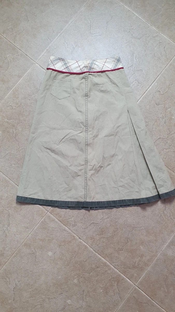 Burberry Vinage Rare girls women's skirts Burberry biege Midi Size 23" - 23 Thumbnail