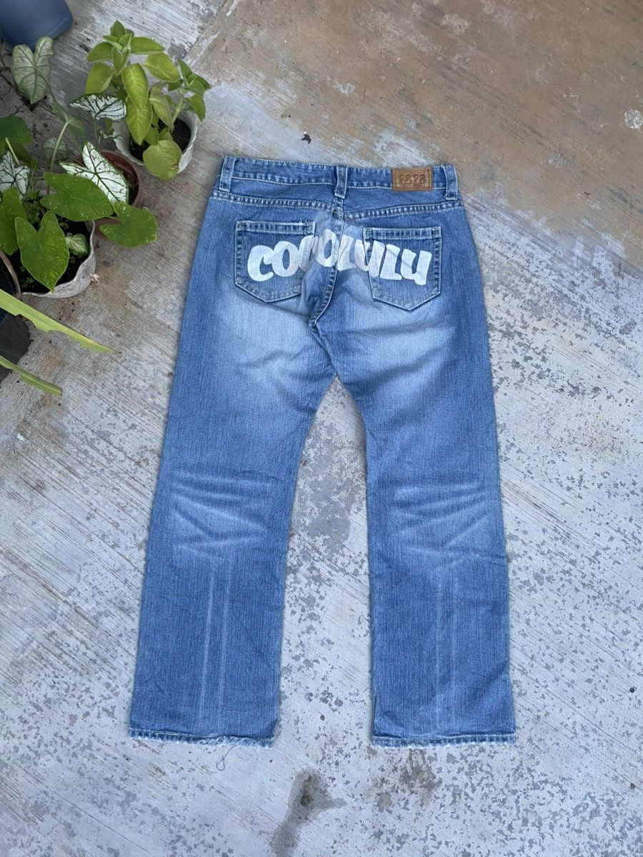 Japanese Brand Distressed Cocolulu Spellout Stone Wash Jeans Size 32" / US 10 / IT 46 - 1 Thumbnail