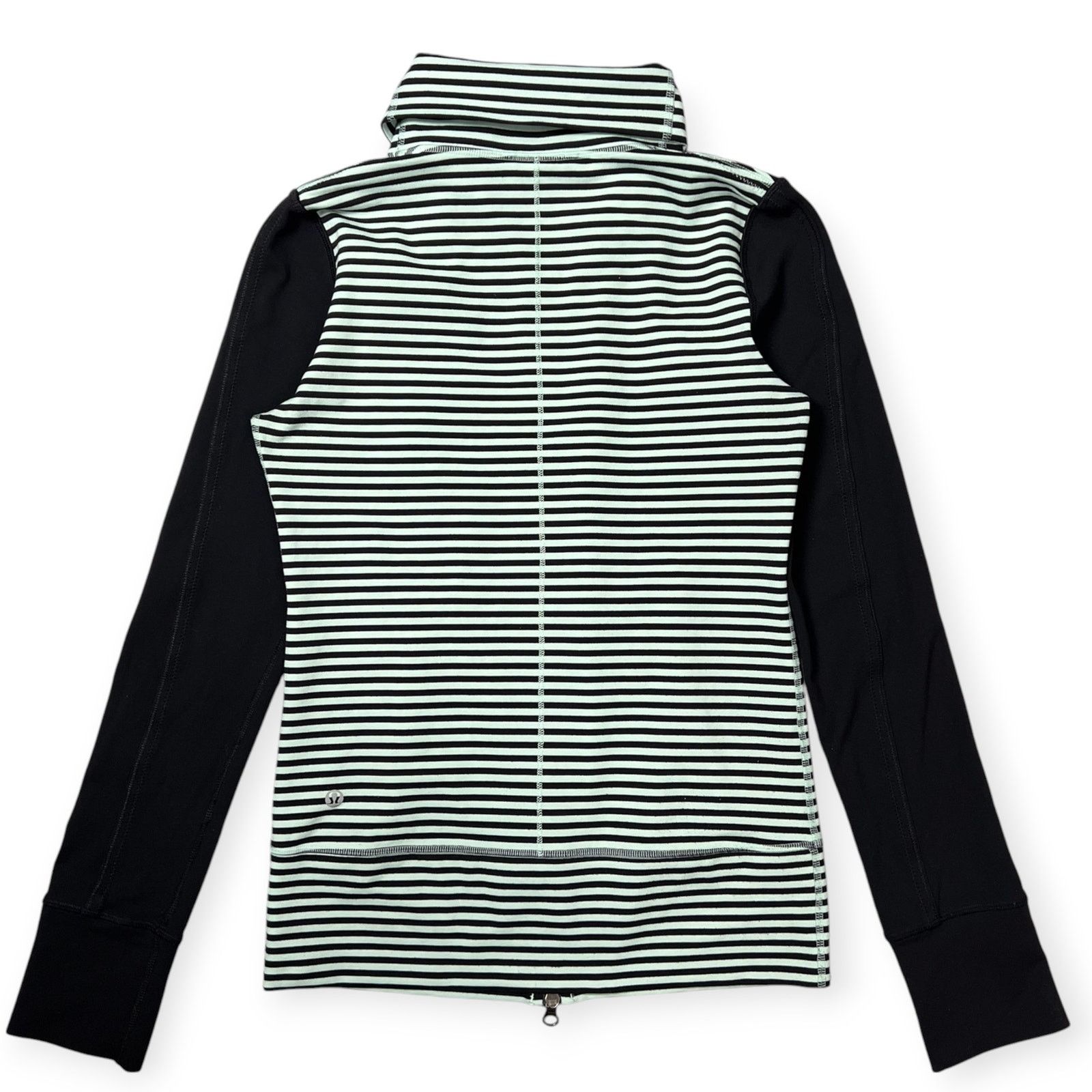 Lululemon Lululemon Daily Yoga Jacket Mint Black Stripe LUON Size 4 Size S / US 4 / IT 40 - 2 Thumbnail