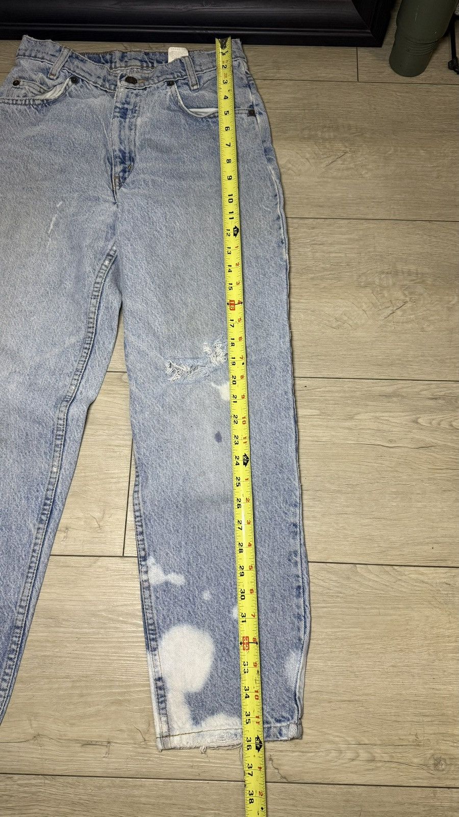 Levi's Vintage Thrashed 1990s Levi’s 550 Student Orange Tab Denim Size 28" / US 6 / IT 42 - 4 Thumbnail
