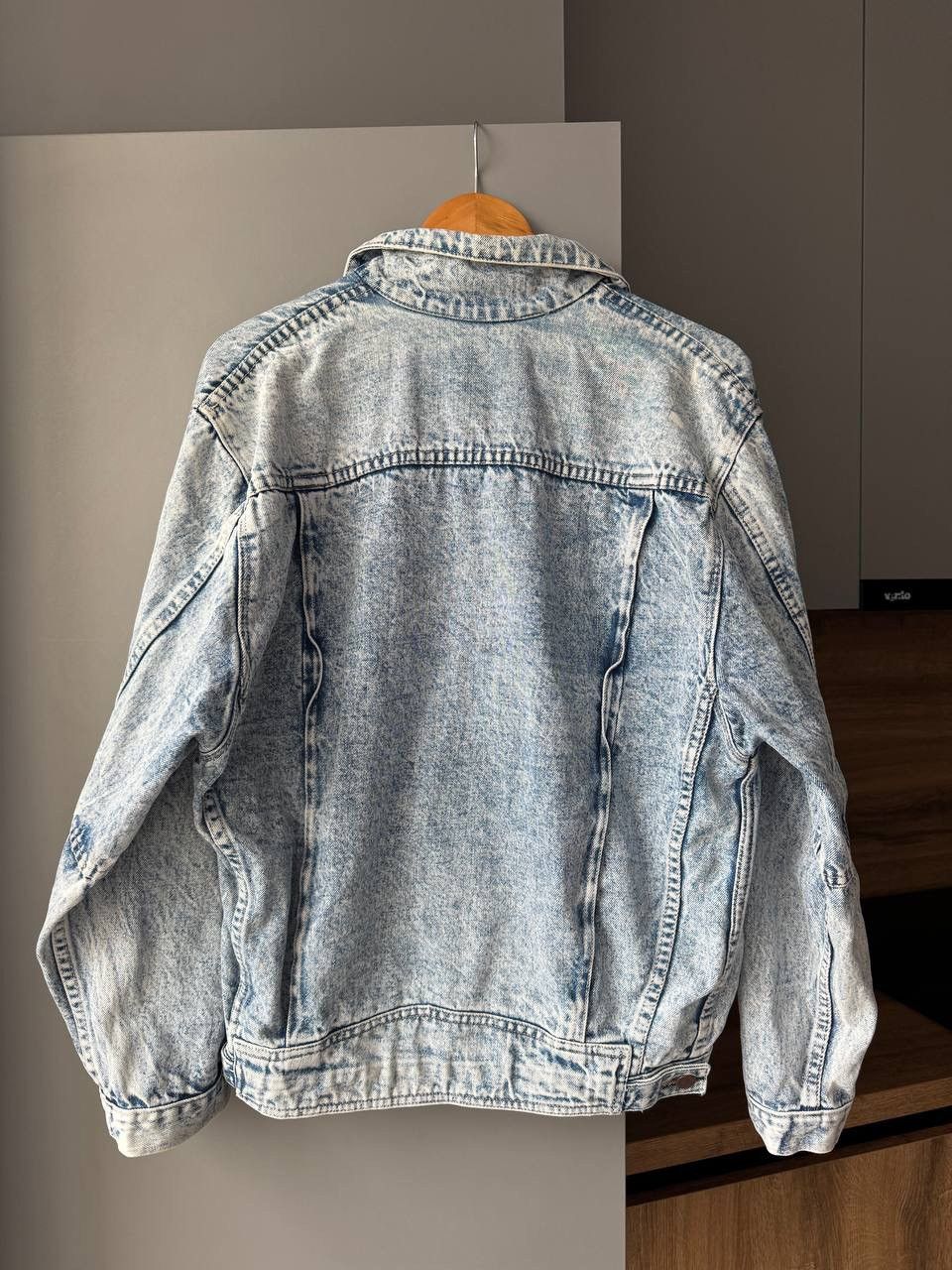 Levi's Vintage 90's Levi's Light Wash Denim Jacket Size US M / EU 48-50 / 2 - 5 Thumbnail