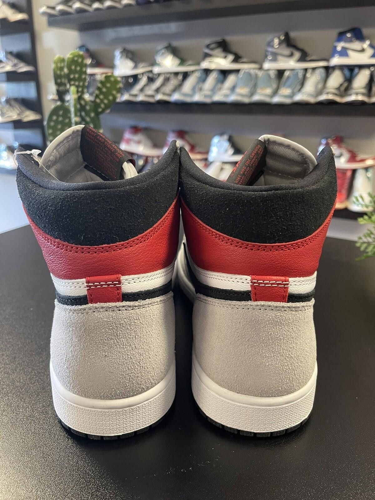 Jordan Brand Size 10 - Jordan 1 Retro High OG Smoke Gray 2020 Brand New Size US 10 / EU 43 - 5 Thumbnail