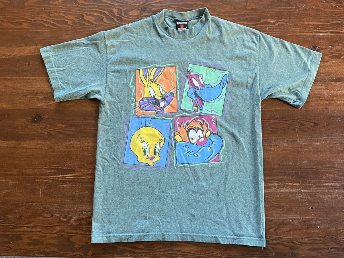 image of Signal Sport x Vintage ‘95 Looney Tunes Bugs Bunny Daffy Tweety Taz Tee in Green, Men's (Size XL)
