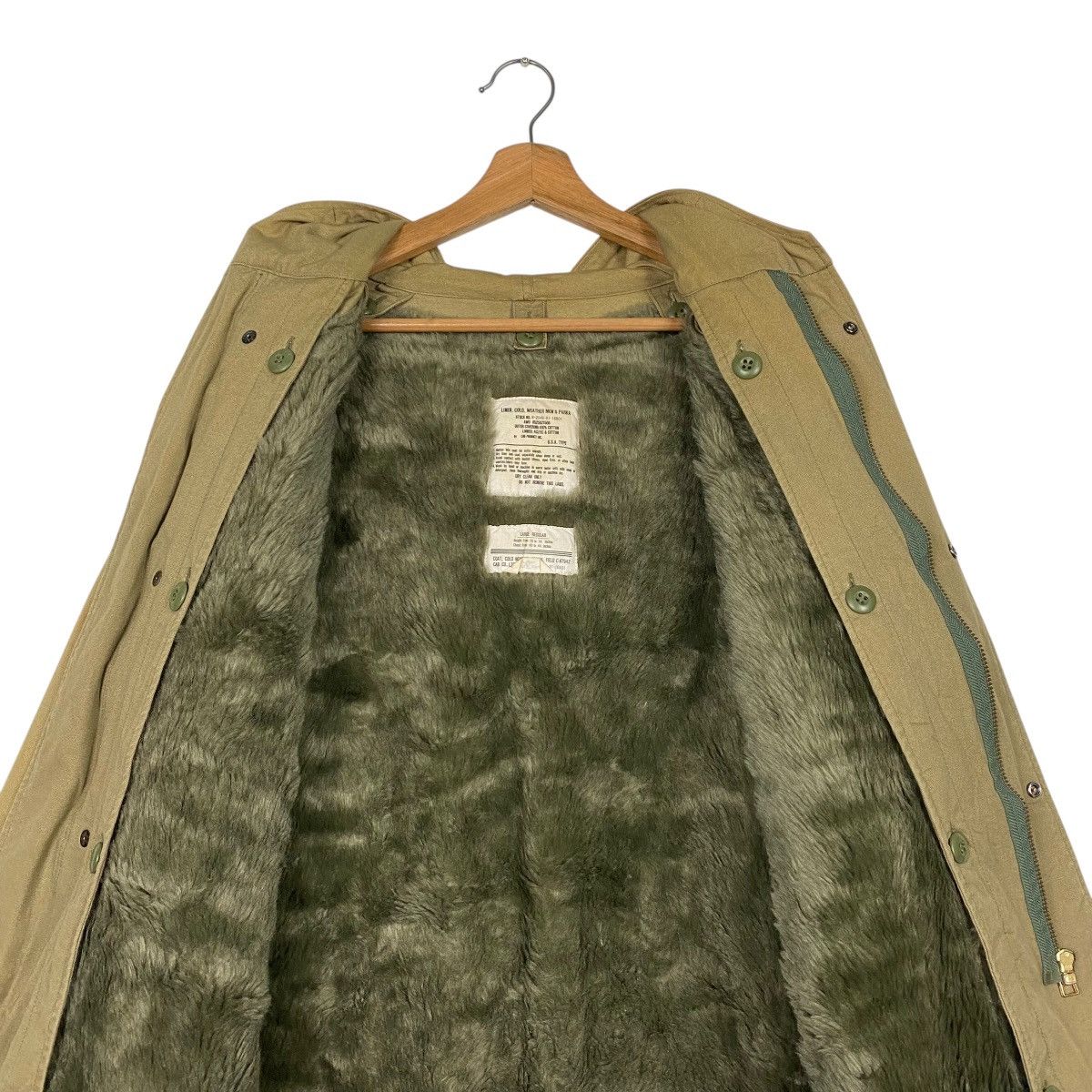 Buzz Rickson's military fishtail parka inspired by the U.S. Army M-51 model Size US XL / EU 56 / 4 - 13 Thumbnail