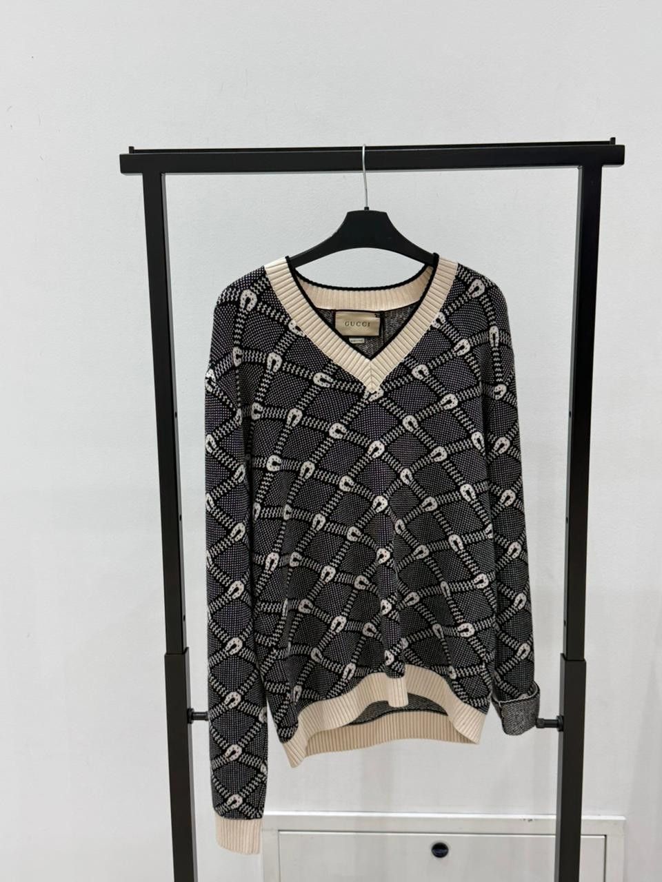 Gucci CC28 Horseshoe Motif Jacquard Sweater in Brown/Black Size US M / EU 48-50 / 2 - 1 Thumbnail