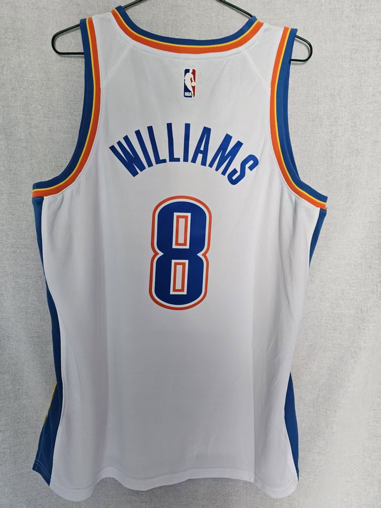 NBA Oklahoma City Thunder 8 Williams Jersey White Size US XL / EU 56 / 4 - 1 Thumbnail