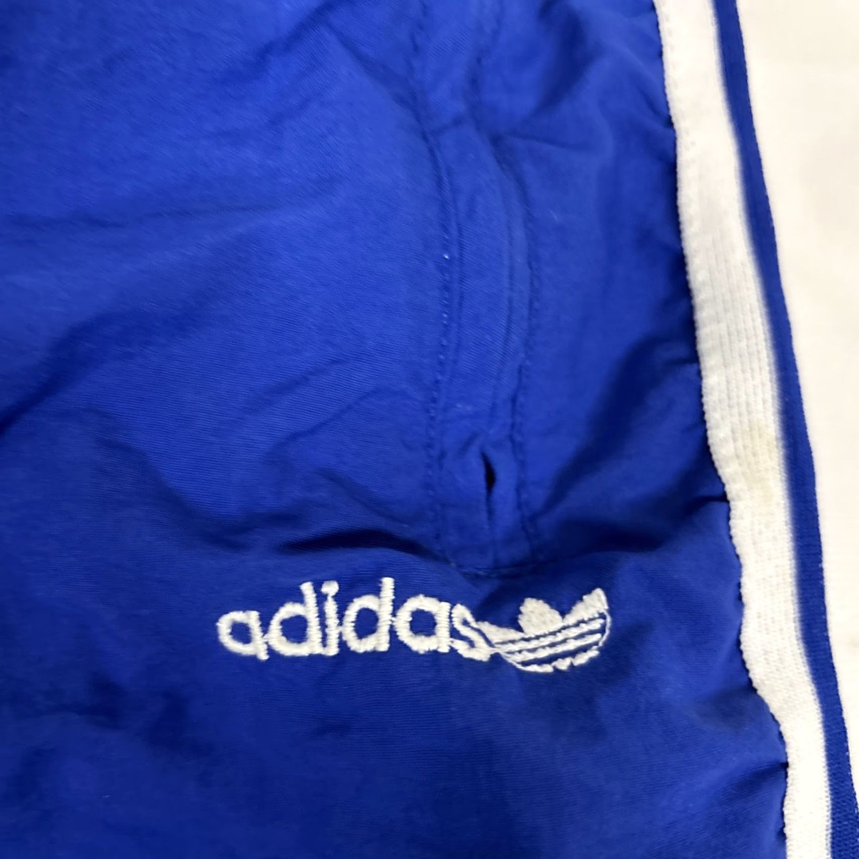 Adidas VINTAGE Adidas Windbreaker Lined Pants Mens Large Blue Originals Track Pants Size US 33 - 3 Thumbnail