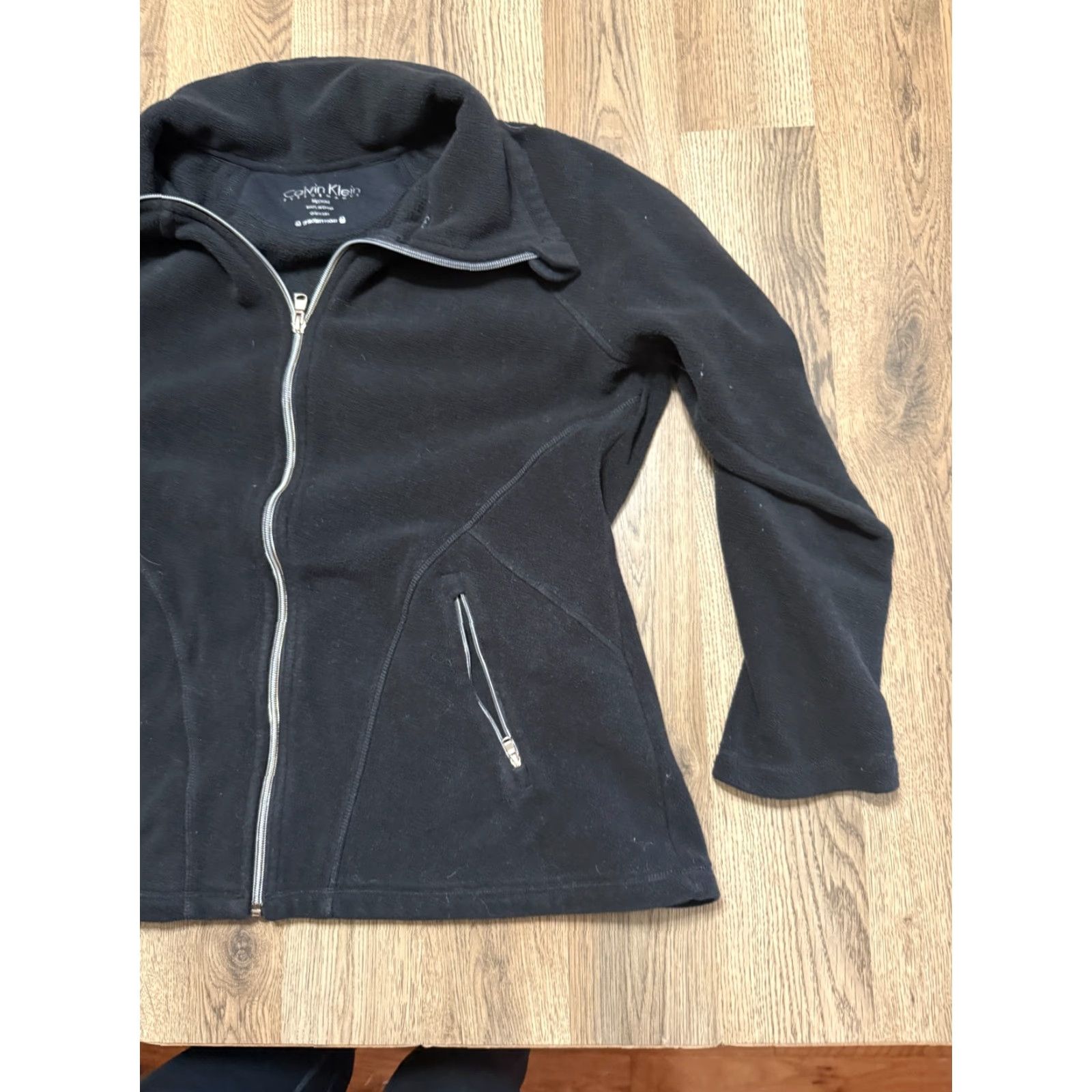 Calvin Klein Calvin Klein Performance Sweatshirt Womens Size M Black Full Zip Fleece Logo Modern Casual Activewear Size M / US 6-8 / IT 42-44 - 4 Thumbnail