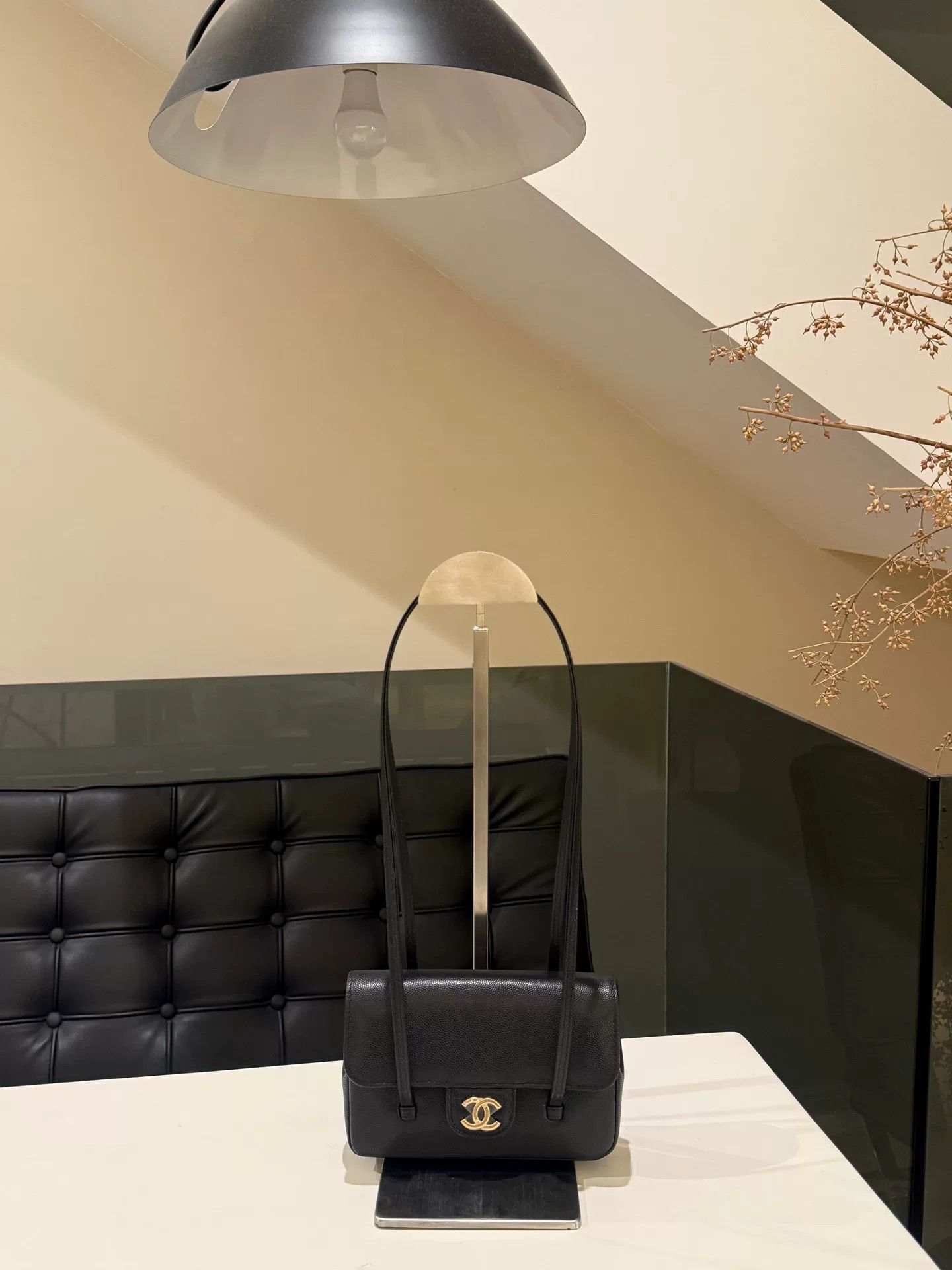 Chanel Pre-loved Bag Very good condition Size ONE SIZE - 1 Thumbnail