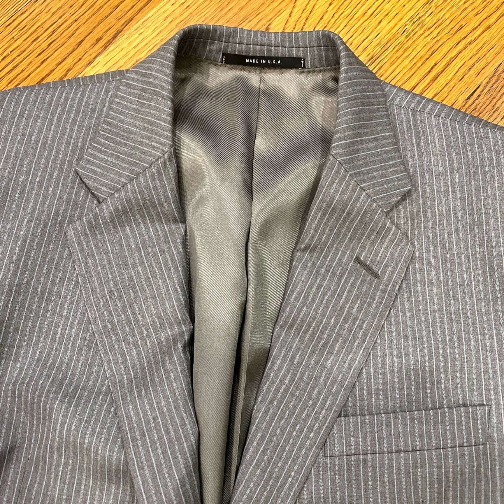 Vintage Hickey Freeman Blazer Mens 44 Gray Striped 100% Wool USA Made Reg A102 Size 44R - 2 Thumbnail