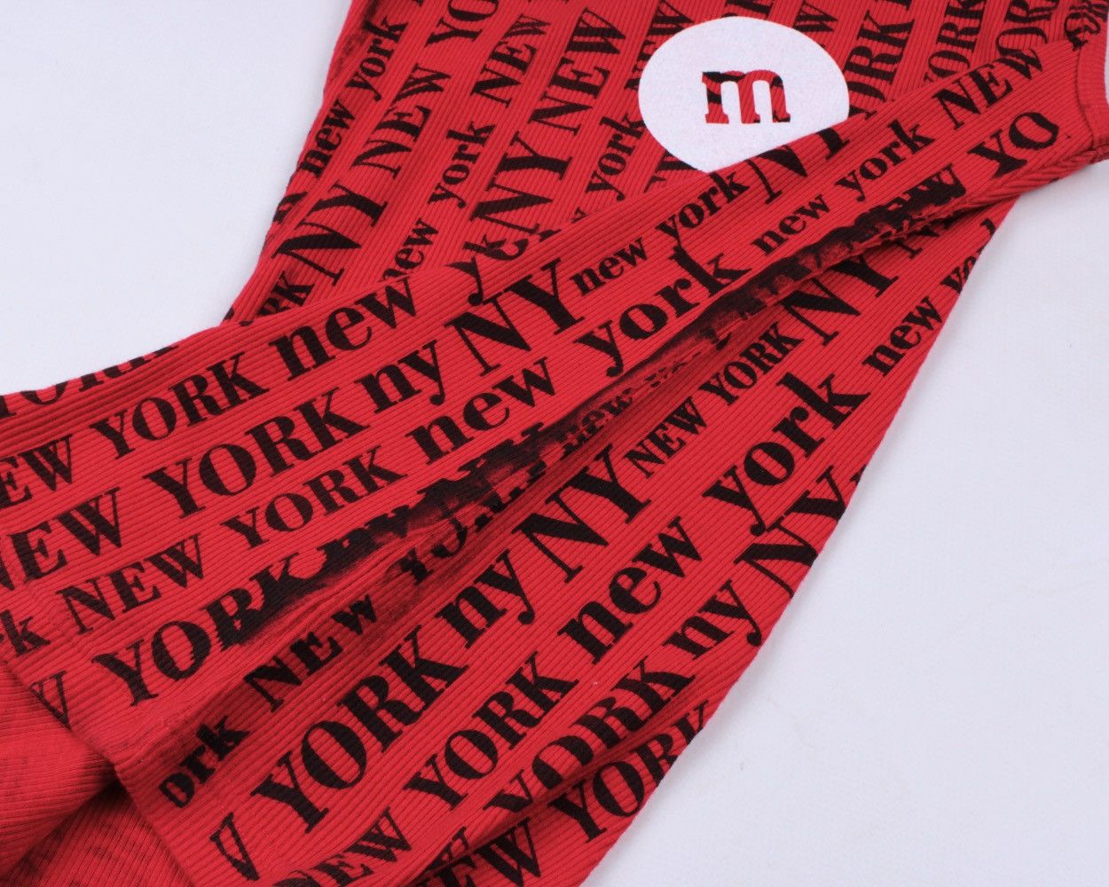 Vintage M&M's World Vintage New York Cotton Stretches Red Tank Top Size M / US 6-8 / IT 42-44 - 13 Thumbnail