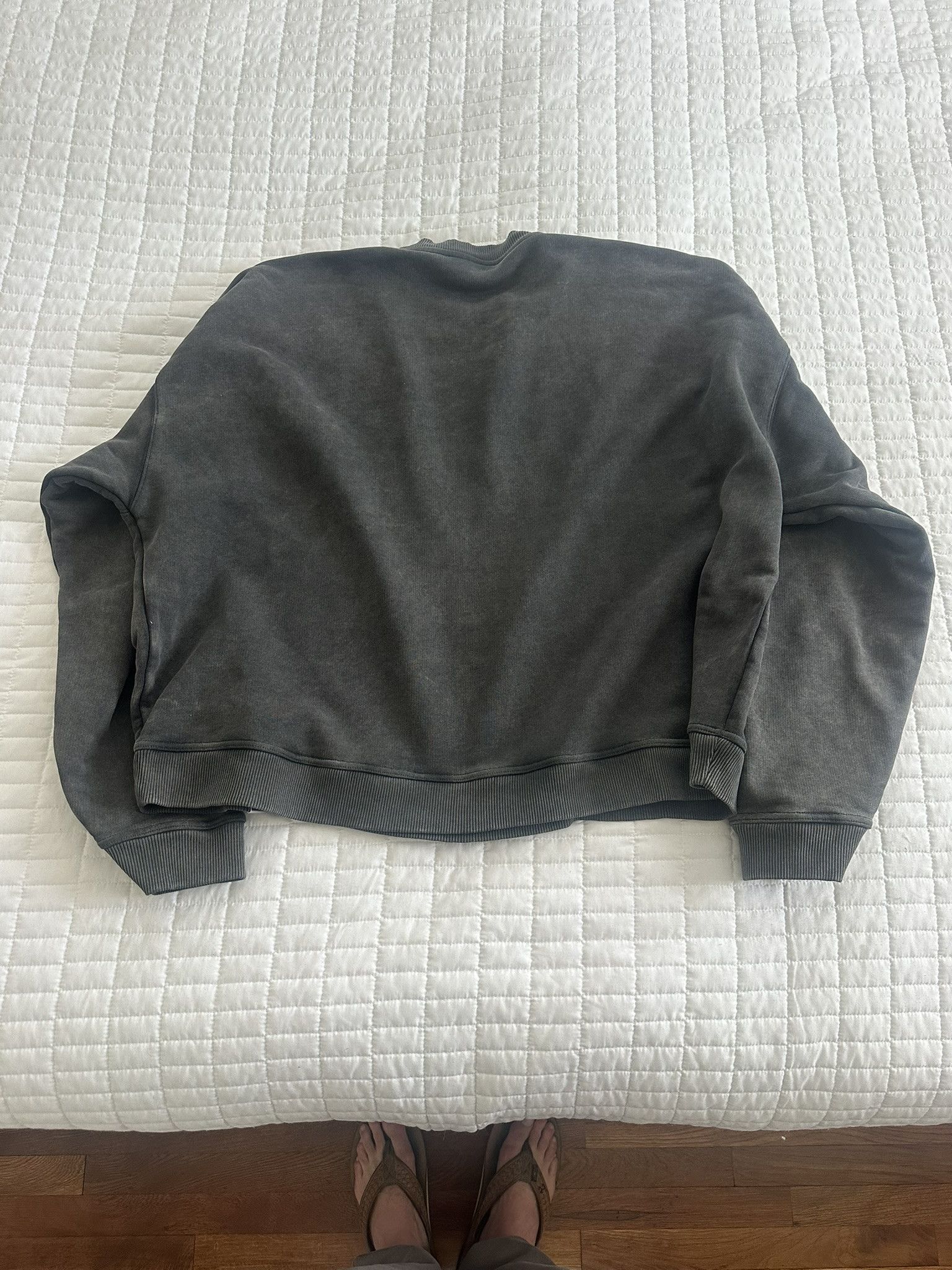 Represent Clo. Represent REP Applique Oversized Crewneck Washed Black Size US XL / EU 56 / 4 - 9 Thumbnail