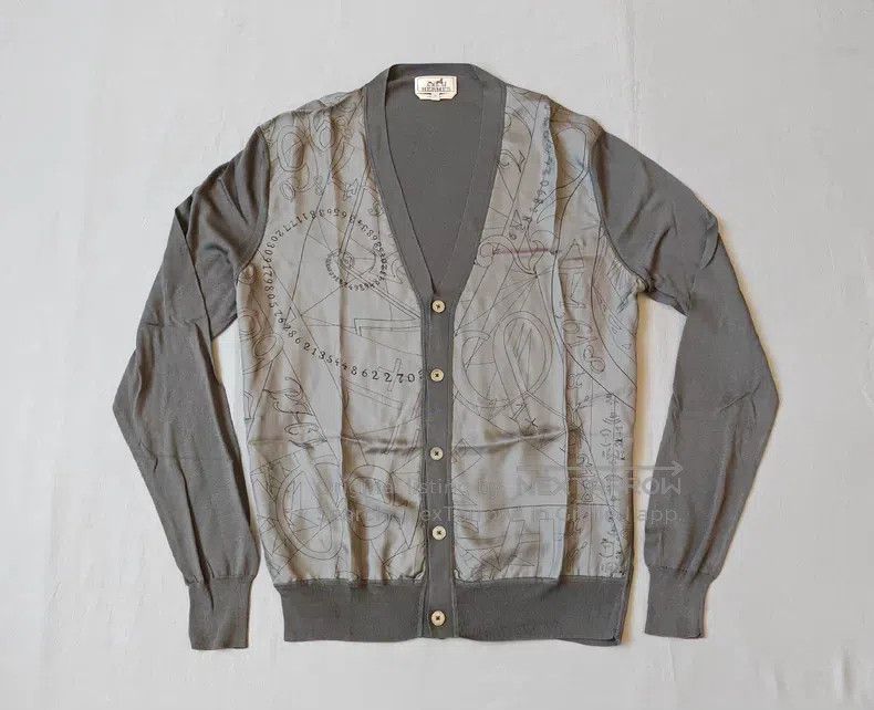 Hermes Hermes Silk cardigan knit jacket, grey, 100% mulberry silk Size US M / EU 48-50 / 2 - 1 Thumbnail