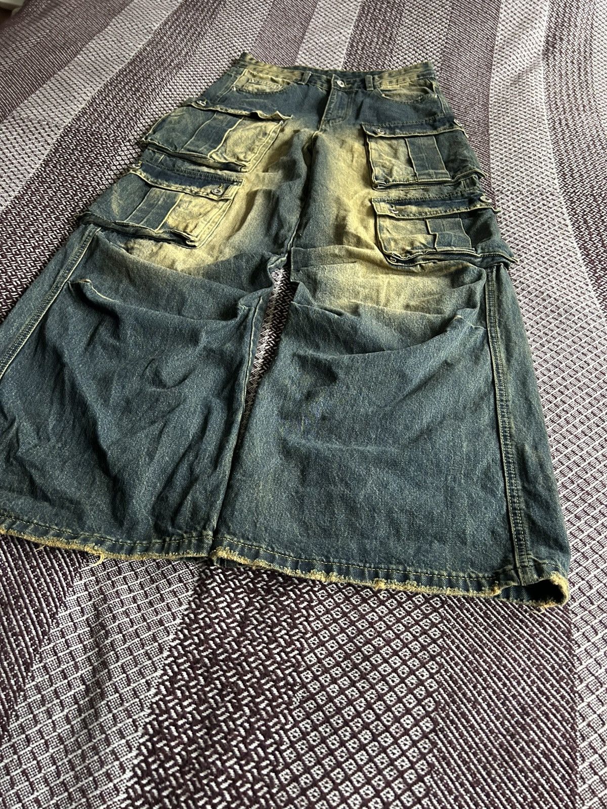 Vintage Vintage Dark Washed Y2K Cargo Jeans Unisex Japanese Vibe S Size 25" / US 0 / IT 36 - 3 Thumbnail