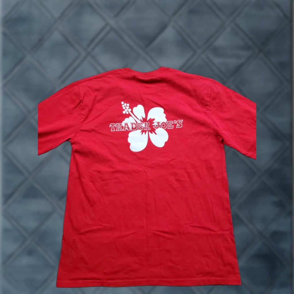 Vintage Trader Joes Shirt Mens L Red Crew Neck Long Sleeve Hibiscus Logo Graphic Print Size US L / EU 52-54 / 3 - 1 Thumbnail