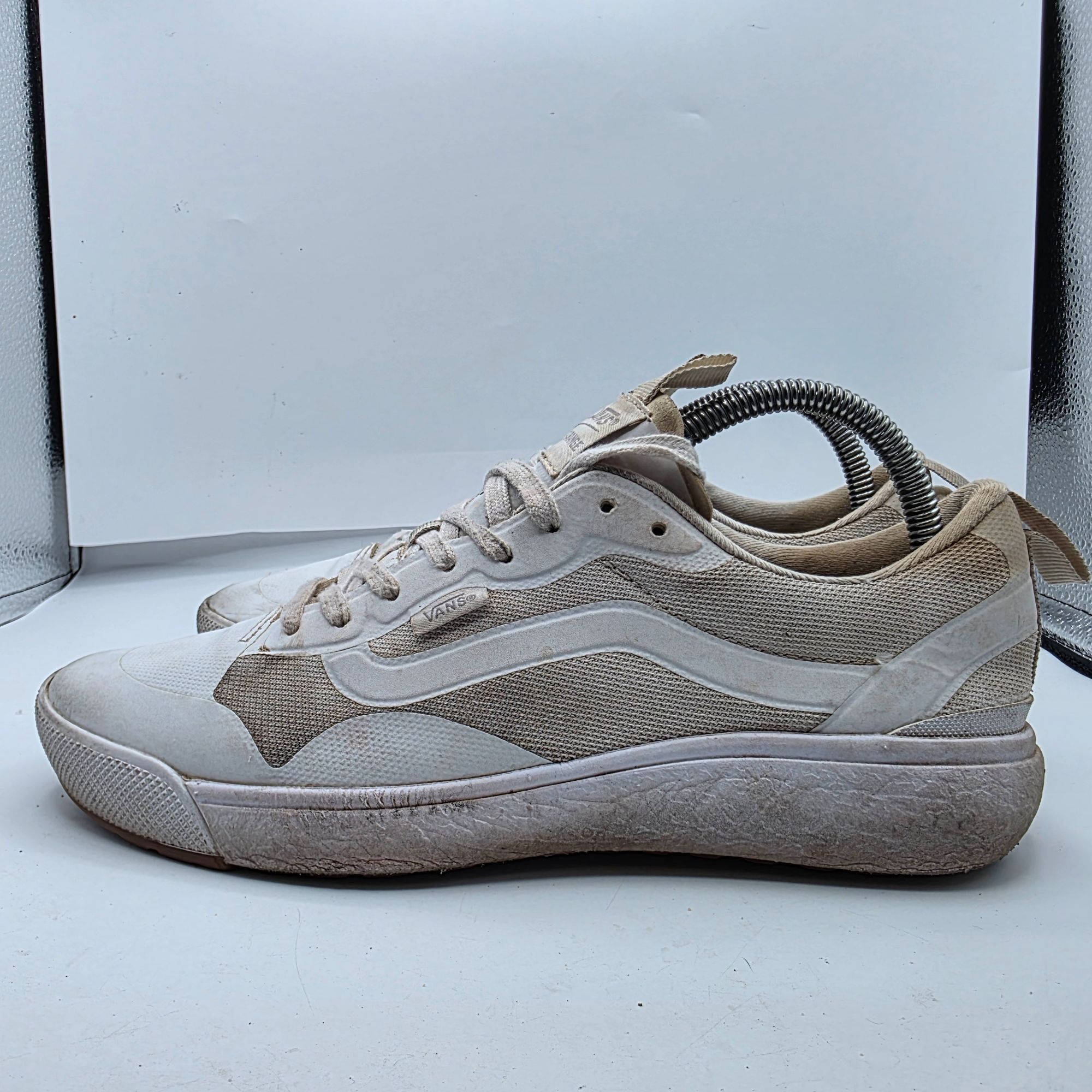 Vans Vans UltraRange EXO Womens 9 Triple White Lightweight Athlet Size US 9 / IT 39 - 14 Thumbnail
