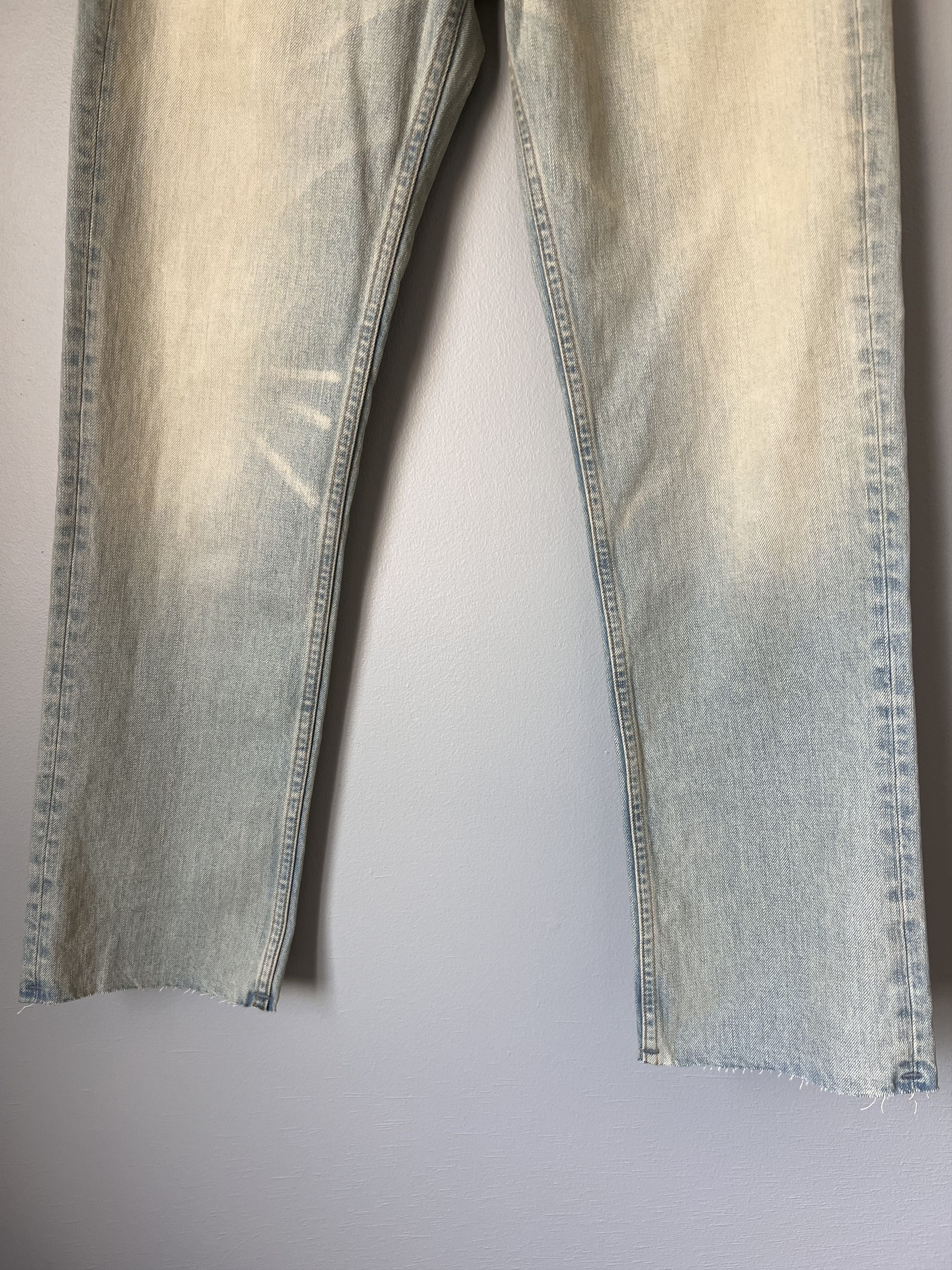 Fear of God Fear of God 8th Collection Jeans in Light Indigo Size US 30 / EU 46 - 3 Thumbnail