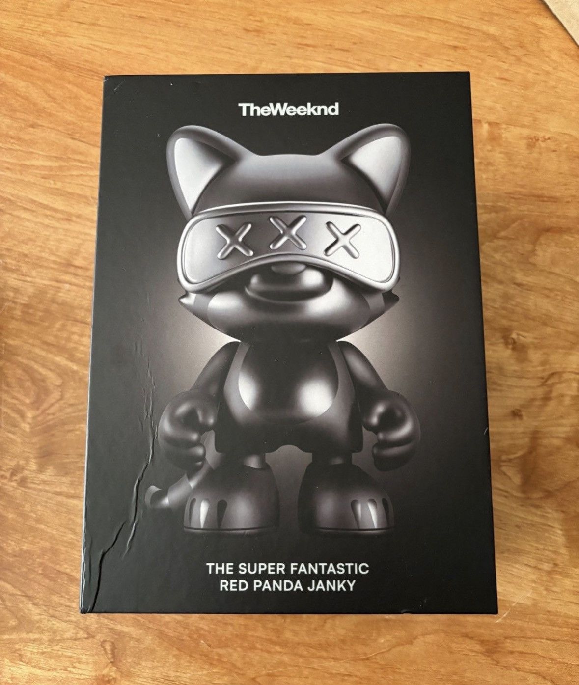 Medicom Toy × The Weeknd 3 IN 1. The Weeknd Kissland Superjanky bears ...