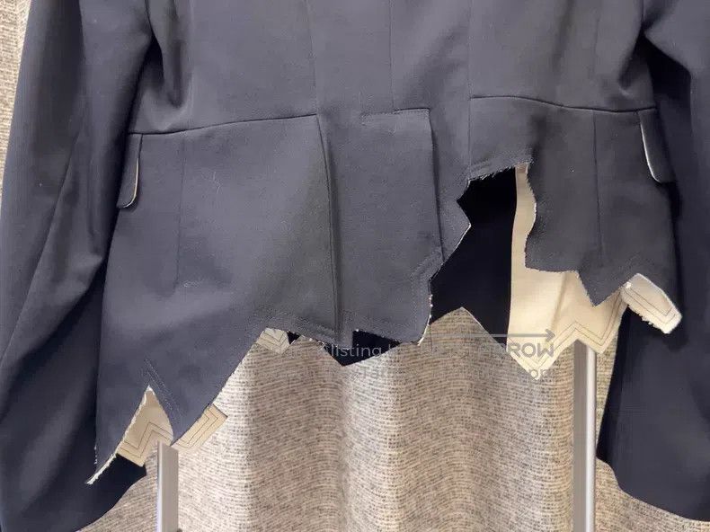 Comme des Garcons Comme Des Garcons Irregular eggshell wool coat Size XS / US 0-2 / IT 36-38 - 4 Thumbnail