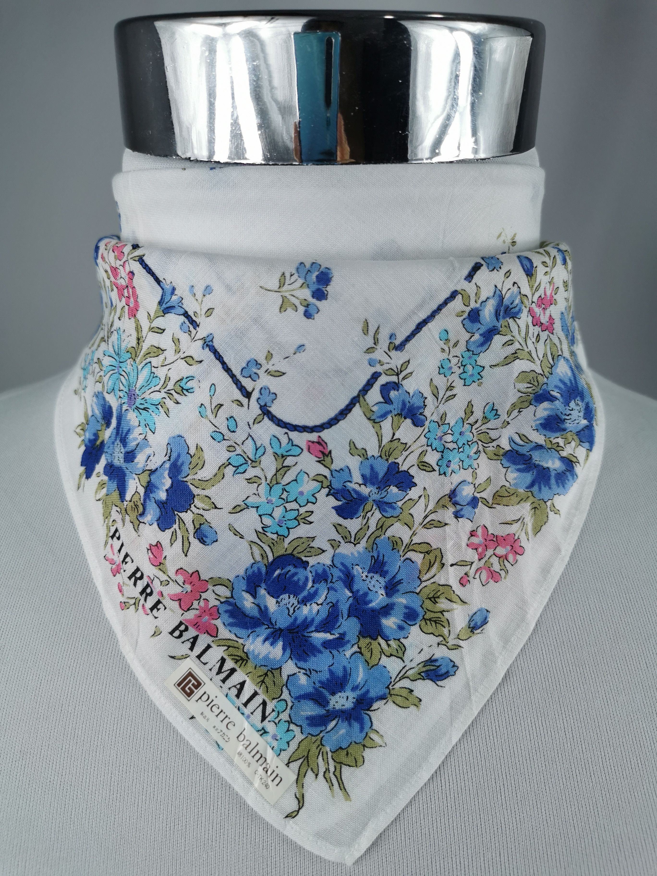 Pierre Balmain × Vintage Pierre balmain handkerchief bandana neckerchief Size ONE SIZE - 1 Thumbnail