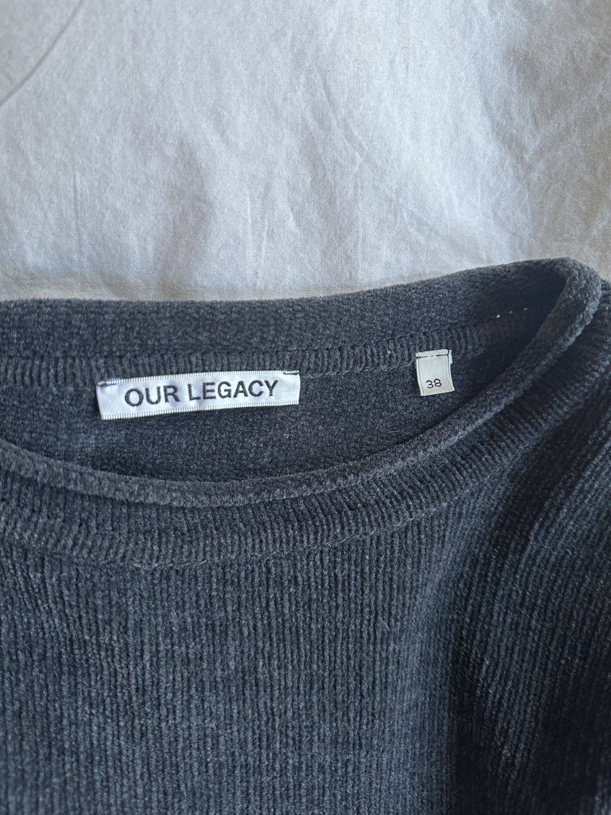 Our Legacy Our Legacy grey cropped long sleeve Size XS / US 0-2 / IT 36-38 - 2 Thumbnail
