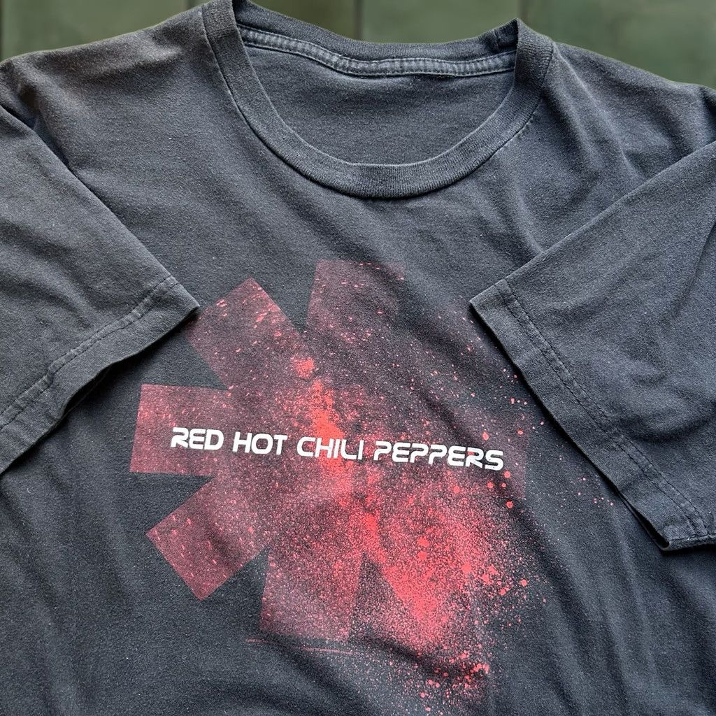 Vintage VINTAGE 1995 Red Hot Chili Peppers One Hot Minute Band T