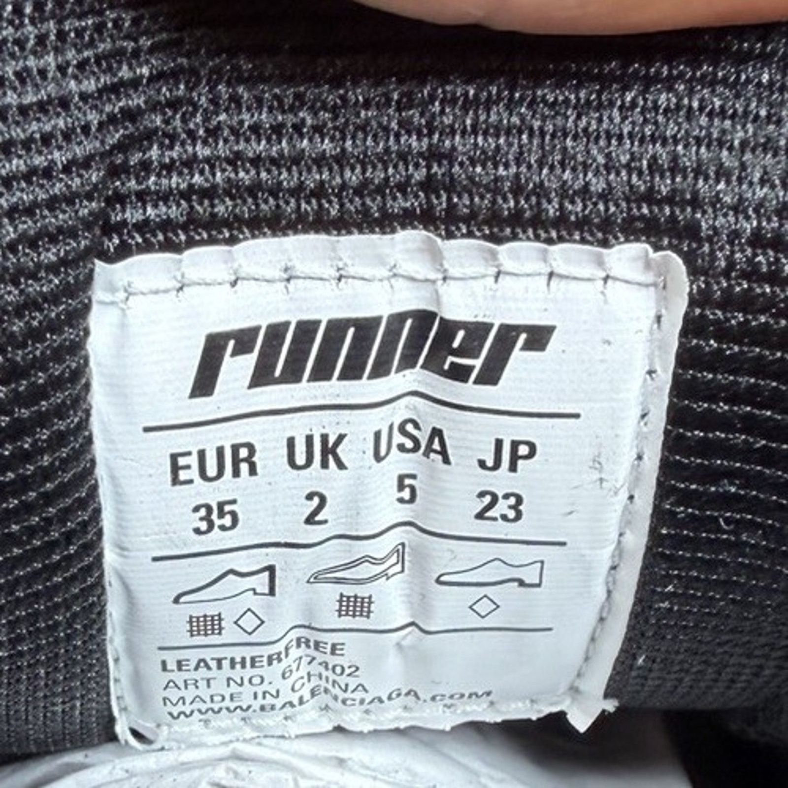 Balenciaga Size 35EU/5W - Balenciaga Runner Sneakers NEW Size US 5 / IT 35 - 9 Thumbnail