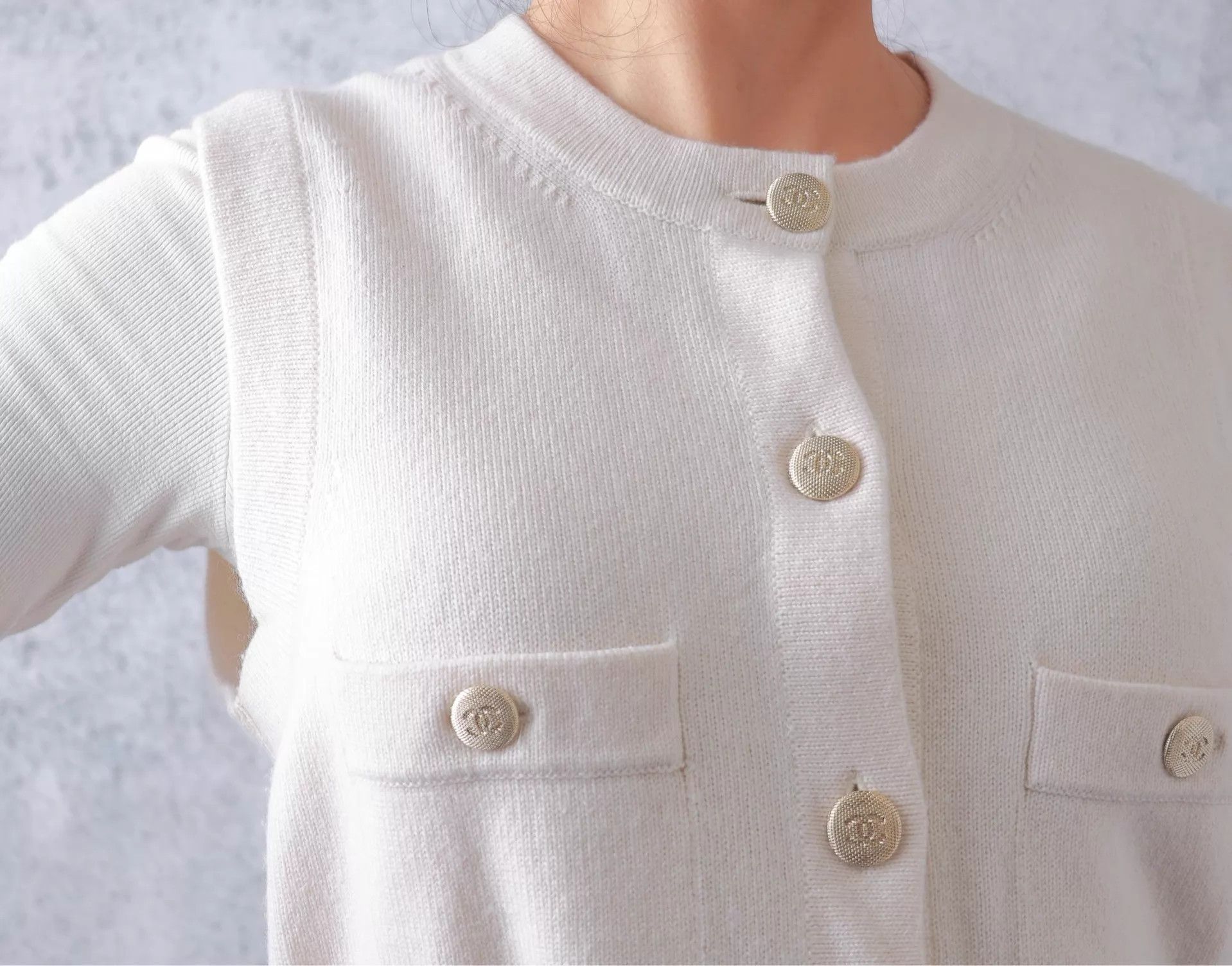 Chanel Chanel Top 40 Size M / US 6-8 / IT 42-44 - 2 Thumbnail