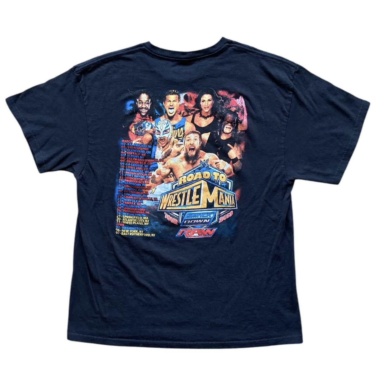 Vintage 2013 WWE Smack Down Raw Tour Shirt Wrestling Rap Tee Style Size US XL / EU 56 / 4 - 7 Thumbnail