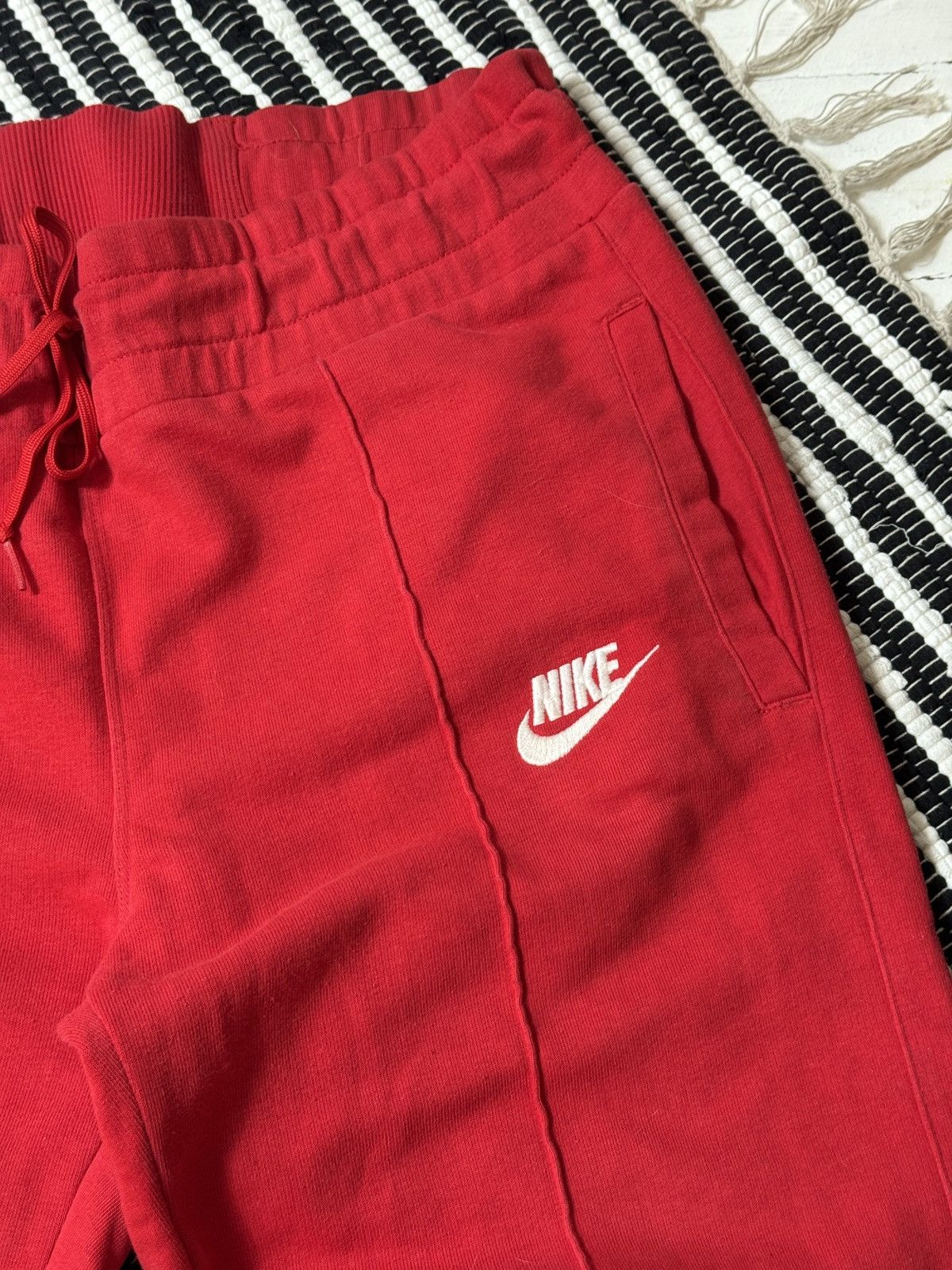 Nike VINTAGE NIKE 2000s RED TRACKSUIT Size XL / US 12-14 / IT 48-50 - 13 Thumbnail