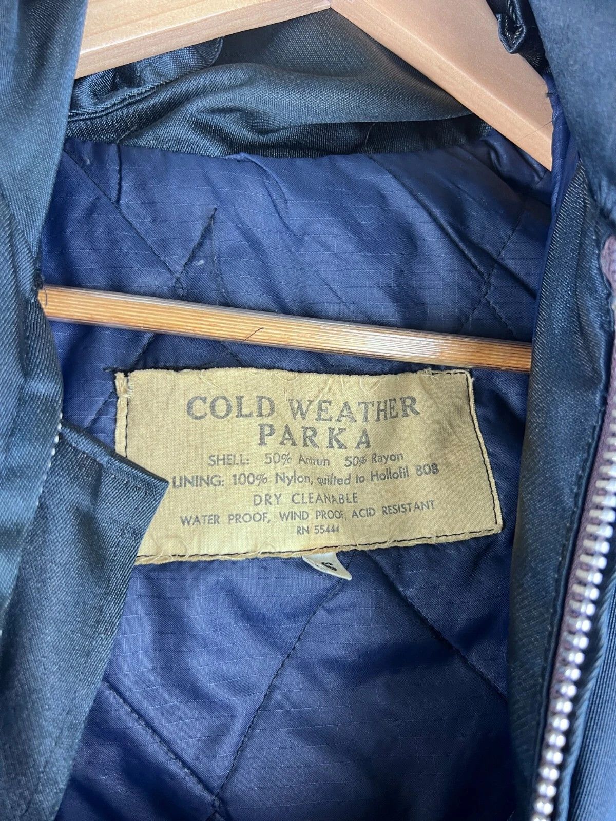 Vintage Cold Weather Parka Vintage 70s Coat Hollofil 808 officer Size US L / EU 52-54 / 3 - 3 Thumbnail