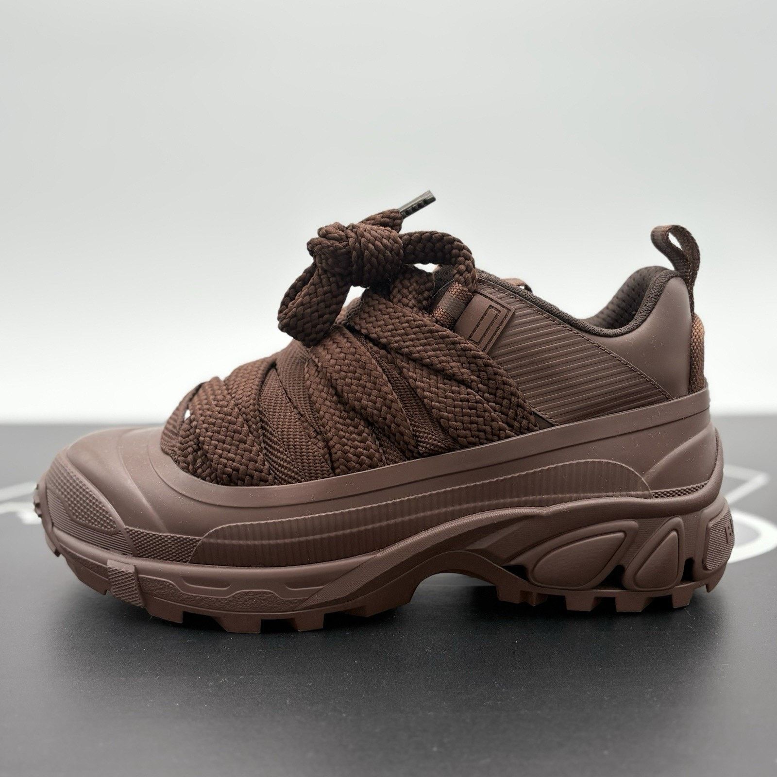 Burberry Burberry Arthur Low-Top ' Deep Earth Brown ' | TRIED ON! Size US 7 / EU 40 - 8 Thumbnail