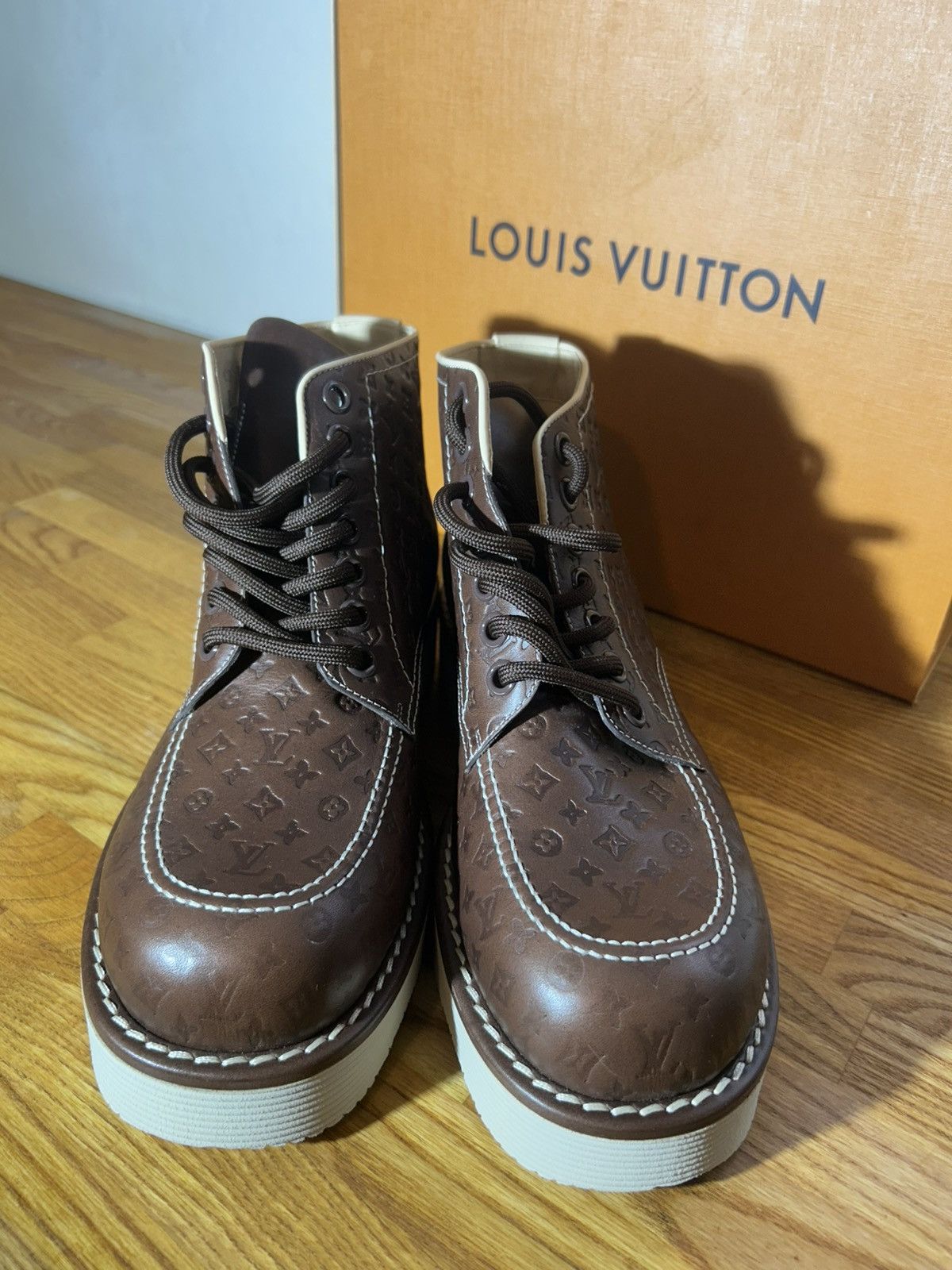Louis Vuitton Louis Vuitton x Tyler, the Creator Waves High Derby Size US 10 / EU 43 - 3 Thumbnail