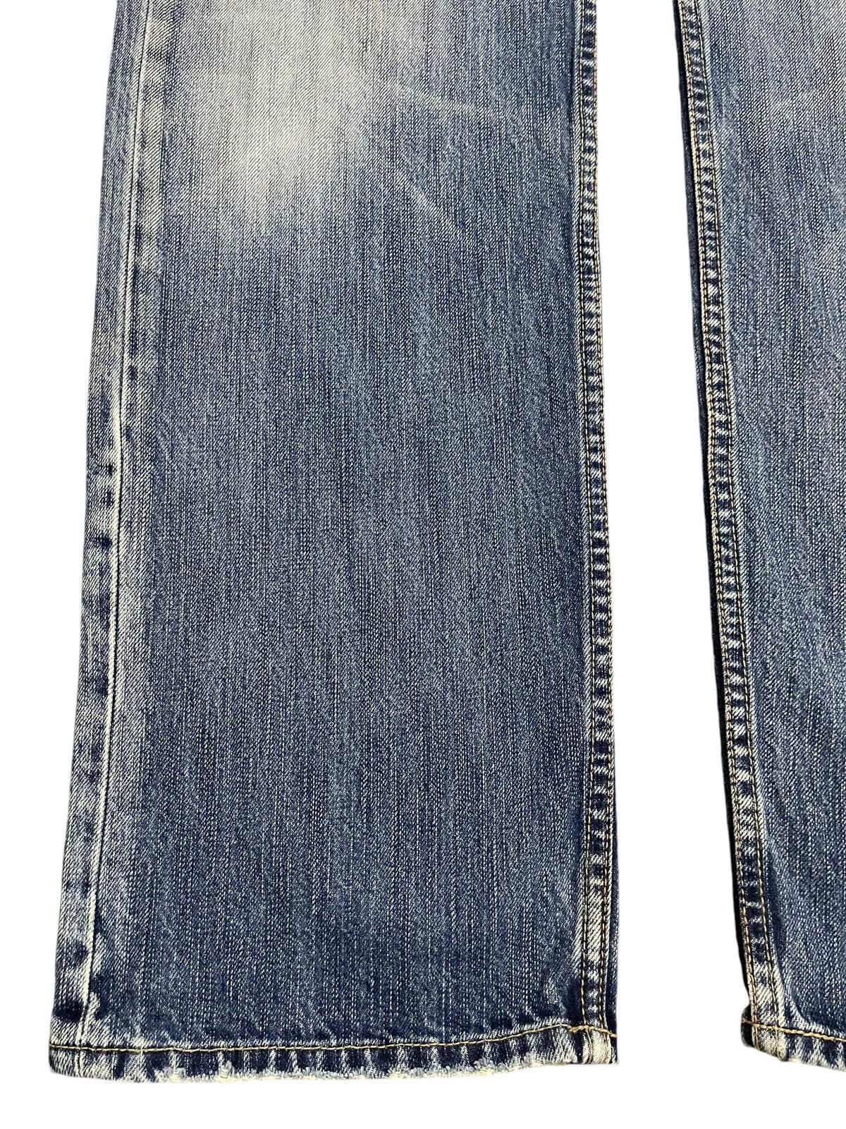 Jun Takahashi Vintage Japanese Brand Blue Faded Wash Style Loose Jeans Size US 34 / EU 50 - 7 Thumbnail