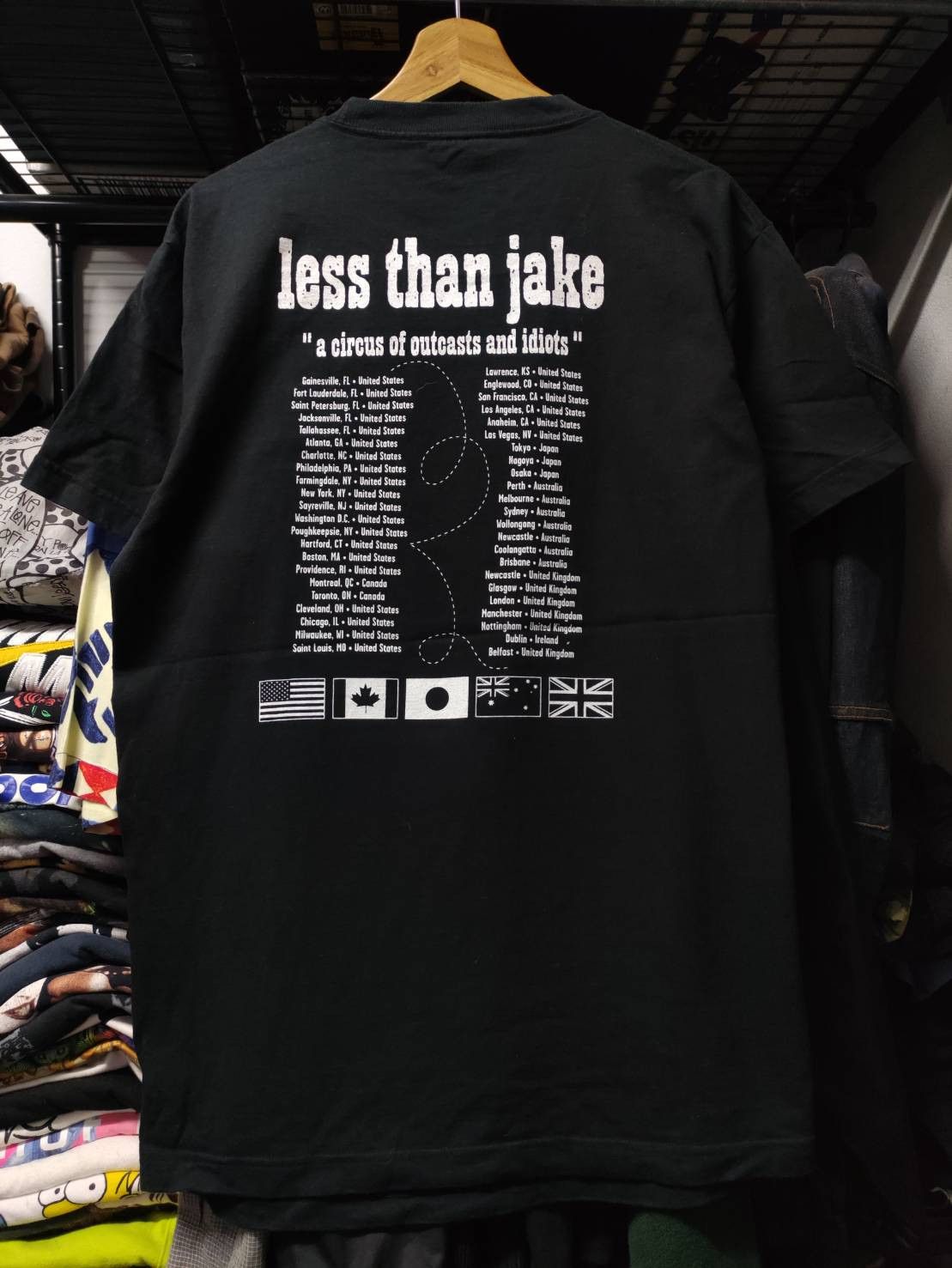 Band Tees Vtg 00's Less Than Jake A Circus of Idiots and Outcasts Tour Size US L / EU 52-54 / 3 - 2 Thumbnail