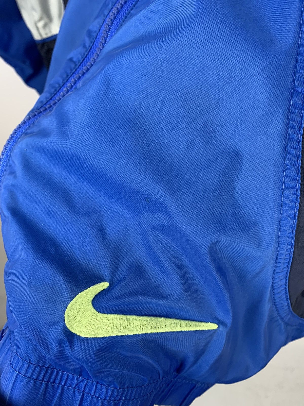 Vintage Nike Vintage Retro Nylon Jacket Big Logo Swoosh Zip 90’s Size US XL / EU 56 / 4 - 20 Thumbnail