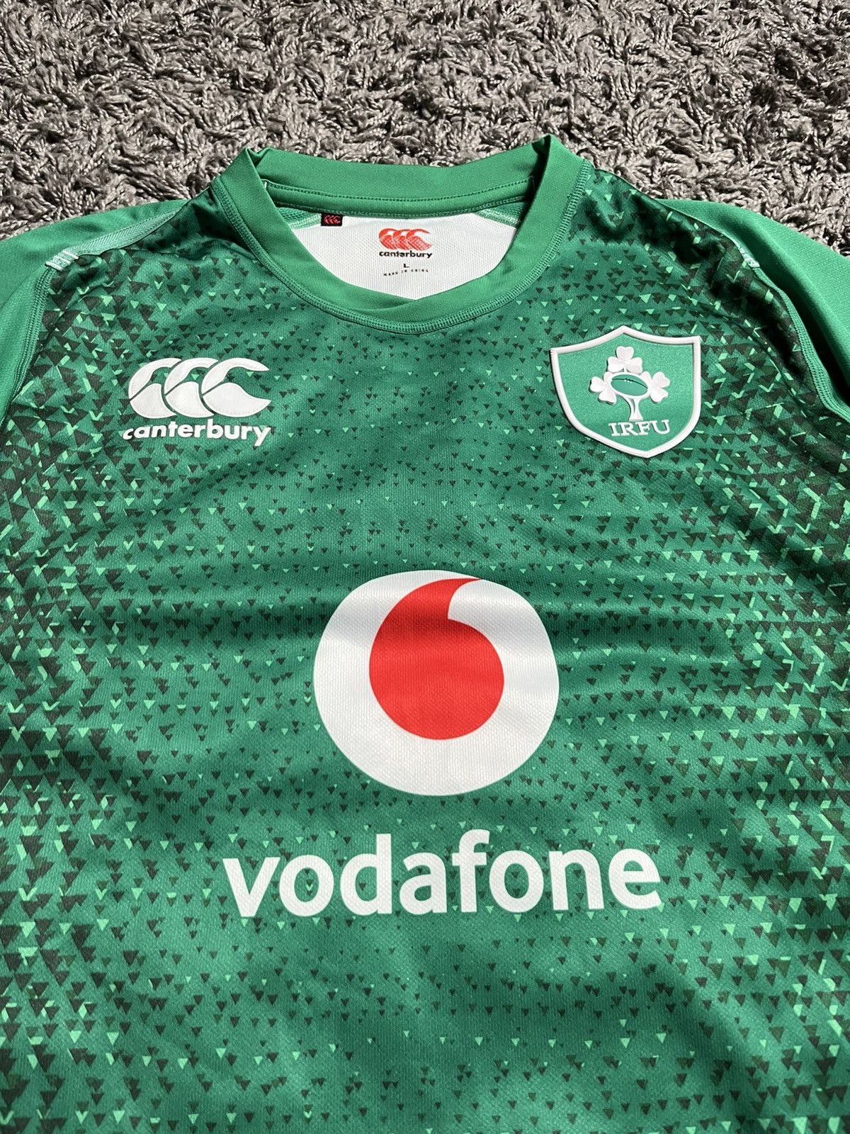Canterbury of New Zealand CANTERBURY IRELAND IRISH REGBY VODAFONE TRIKOT JERSEY Size US L / EU 52-54 / 3 - 2 Thumbnail
