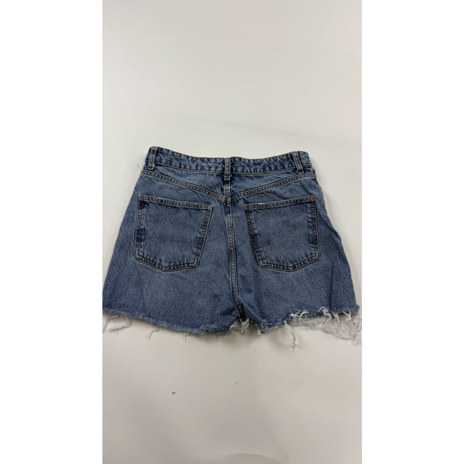 Zara Zara Shorts Womens 8 Blue Denim Distressed Frayed Hem High Rise Vintage Style Size 30" / US 8 / IT 44 - 4 Thumbnail