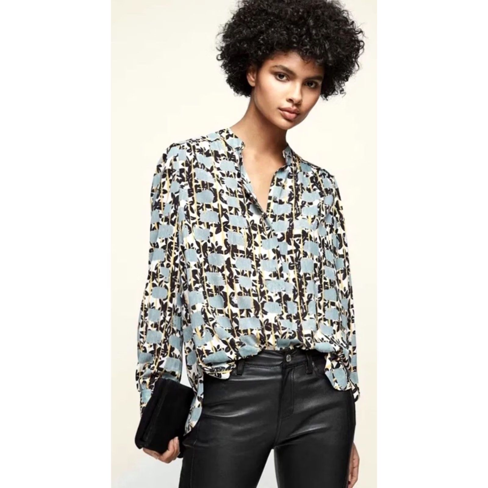 Reiss Reiss Shirt Womens 8 Karina Printed Collarless Button EUC Size M / US 6-8 / IT 42-44 - 2 Thumbnail