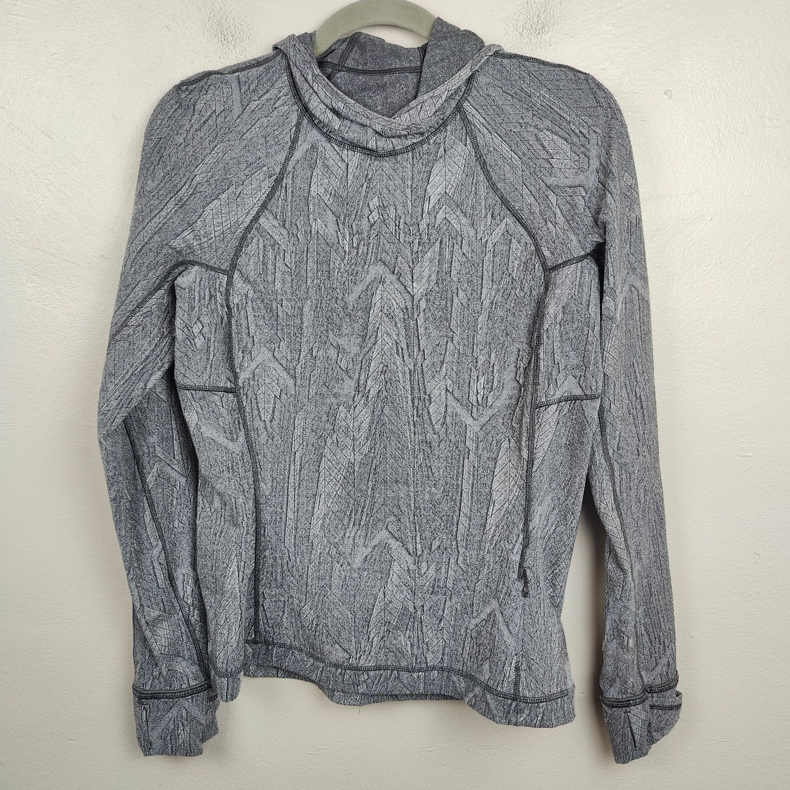 Lululemon Lululemon Hoodie Womens 10 Rulu Reverberate Chevron Mini Size L / US 10 / IT 46 - 1 Thumbnail