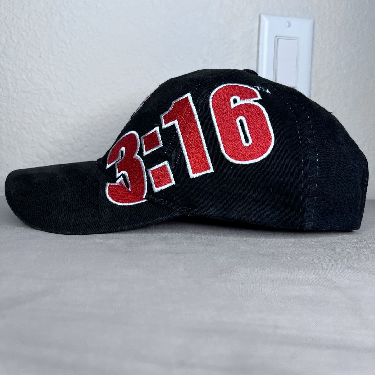 WWF Vintage WWF Stone Cold Steve Austin Skull Embroidered Hat Size ONE SIZE - 6 Thumbnail
