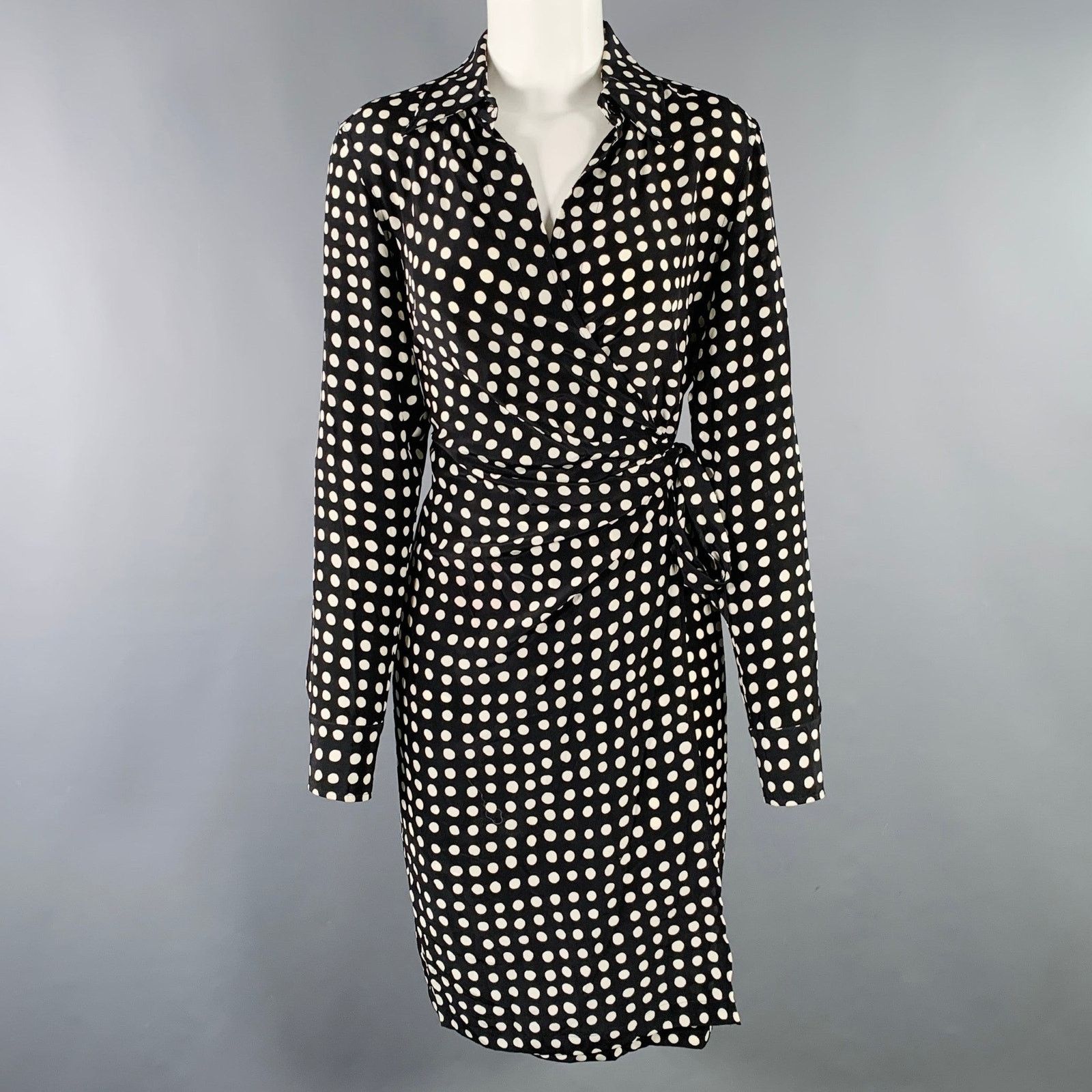 Max Mara MAX MARA Size 4 Black White Silk Polka Dot Wrap Dress Size S / US 4 / IT 40 - 1 Thumbnail