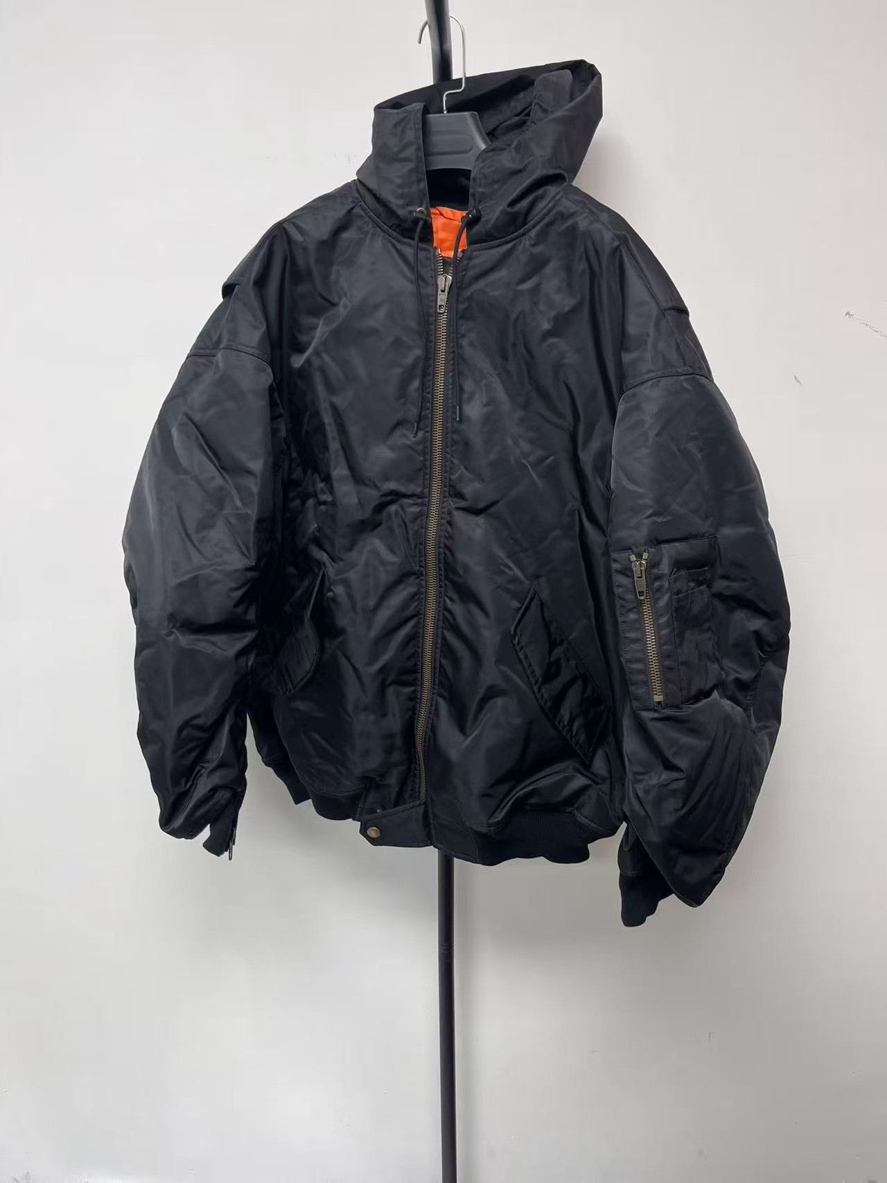 Balenciaga Balenciaga Black Hooded Bomber Jacket Size US S / EU 44-46 / 1 - 1 Thumbnail